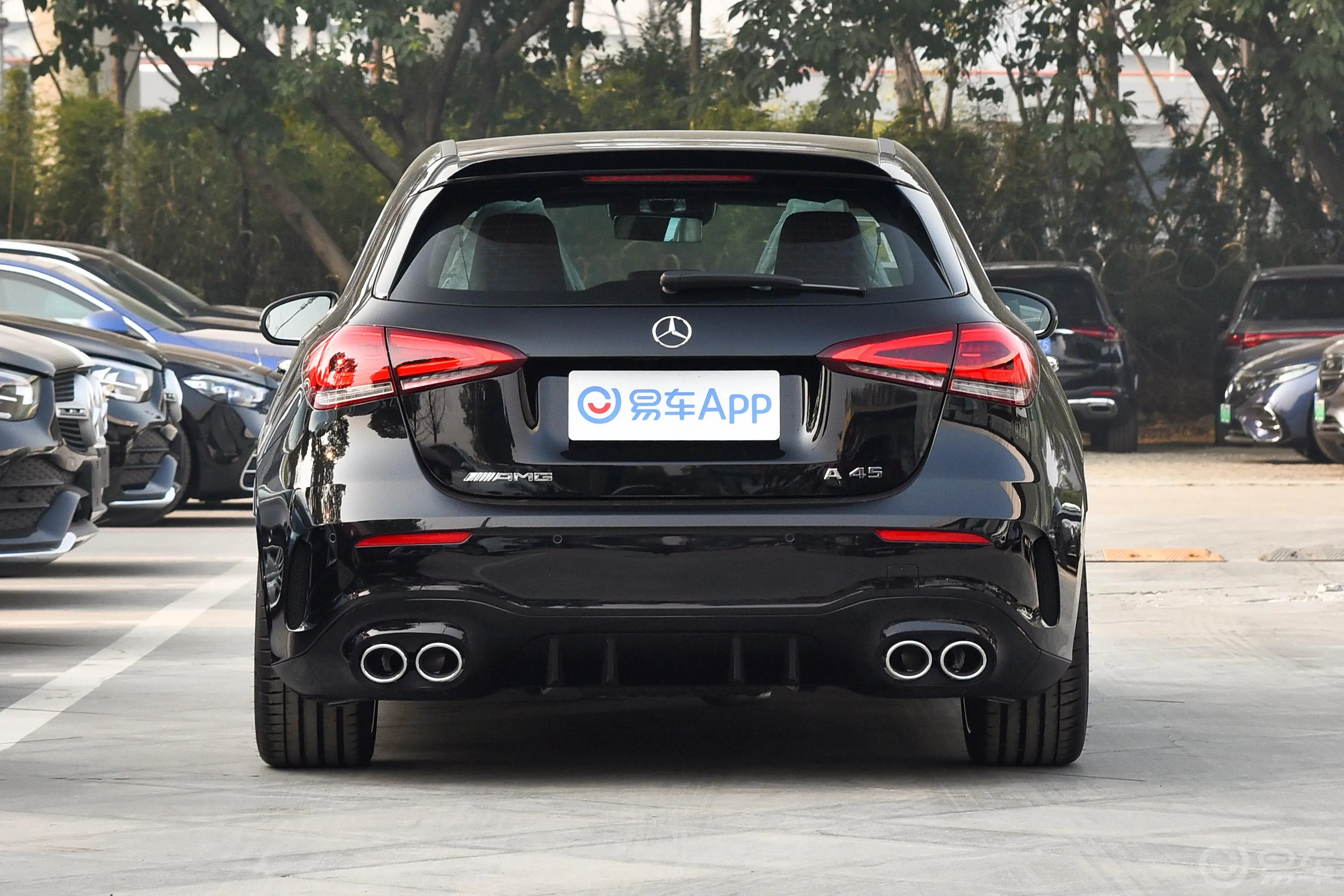 奔驰A级 AMG(进口)AMG A 45 4MATIC+正后水平