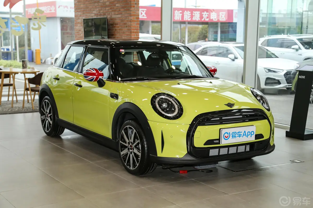 MINI改款 1.5T COOPER 艺术家 五门版后刹车卡钳