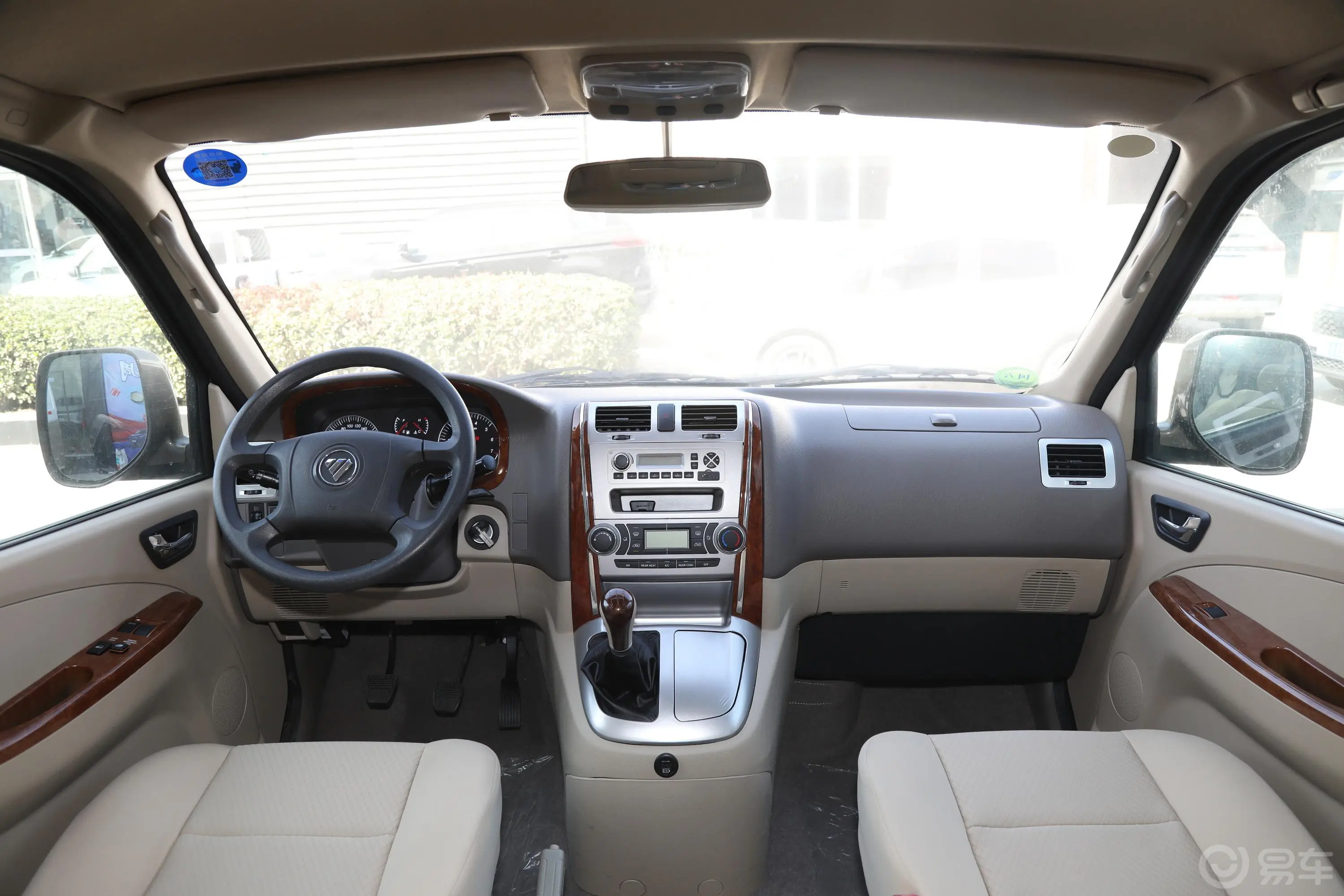 风景G52.0L 手动 明窗 专业版 5-9座 汽油车窗调节整体