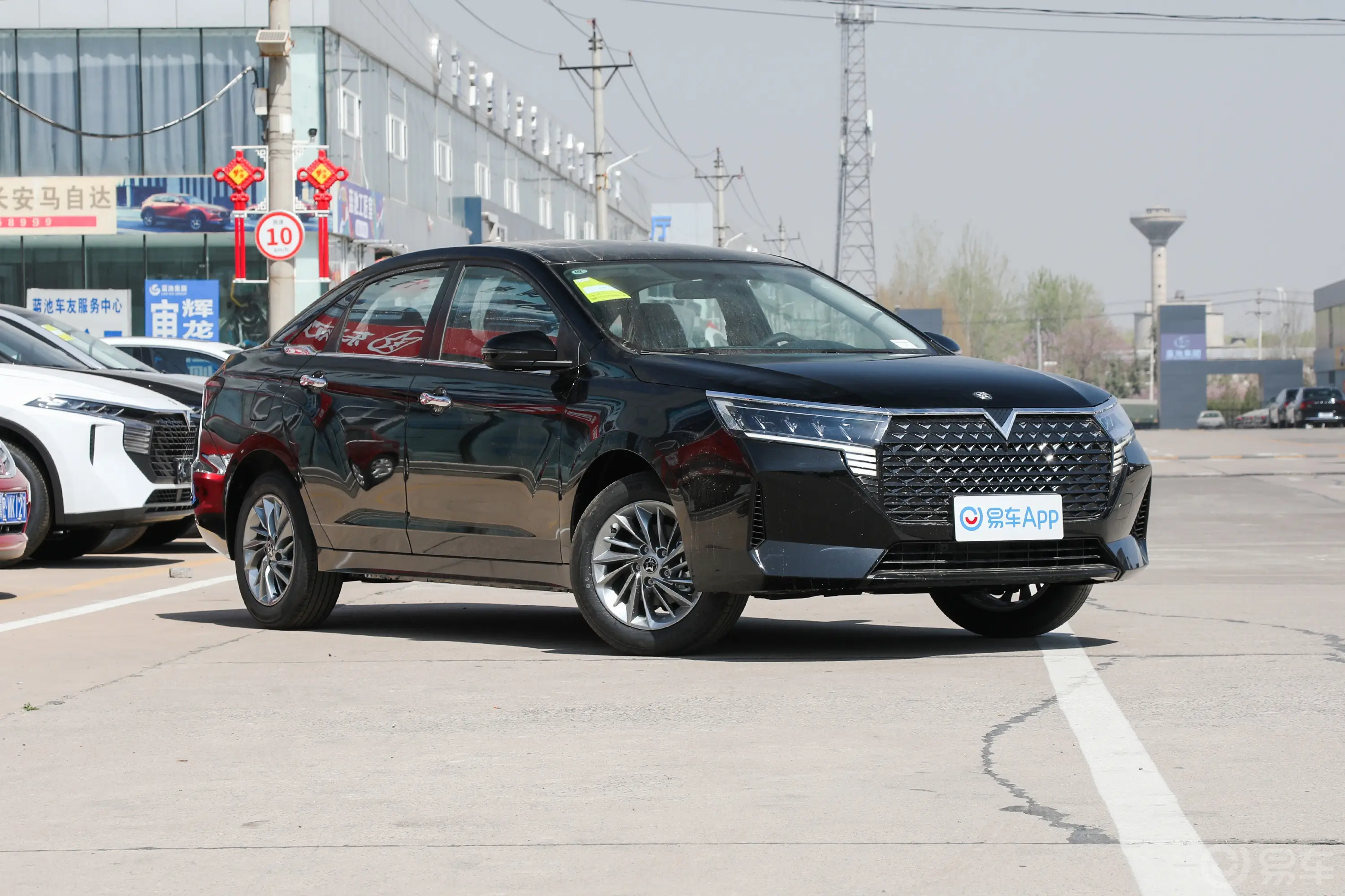 启辰D60PLUS 1.6L 悦领版正后水平