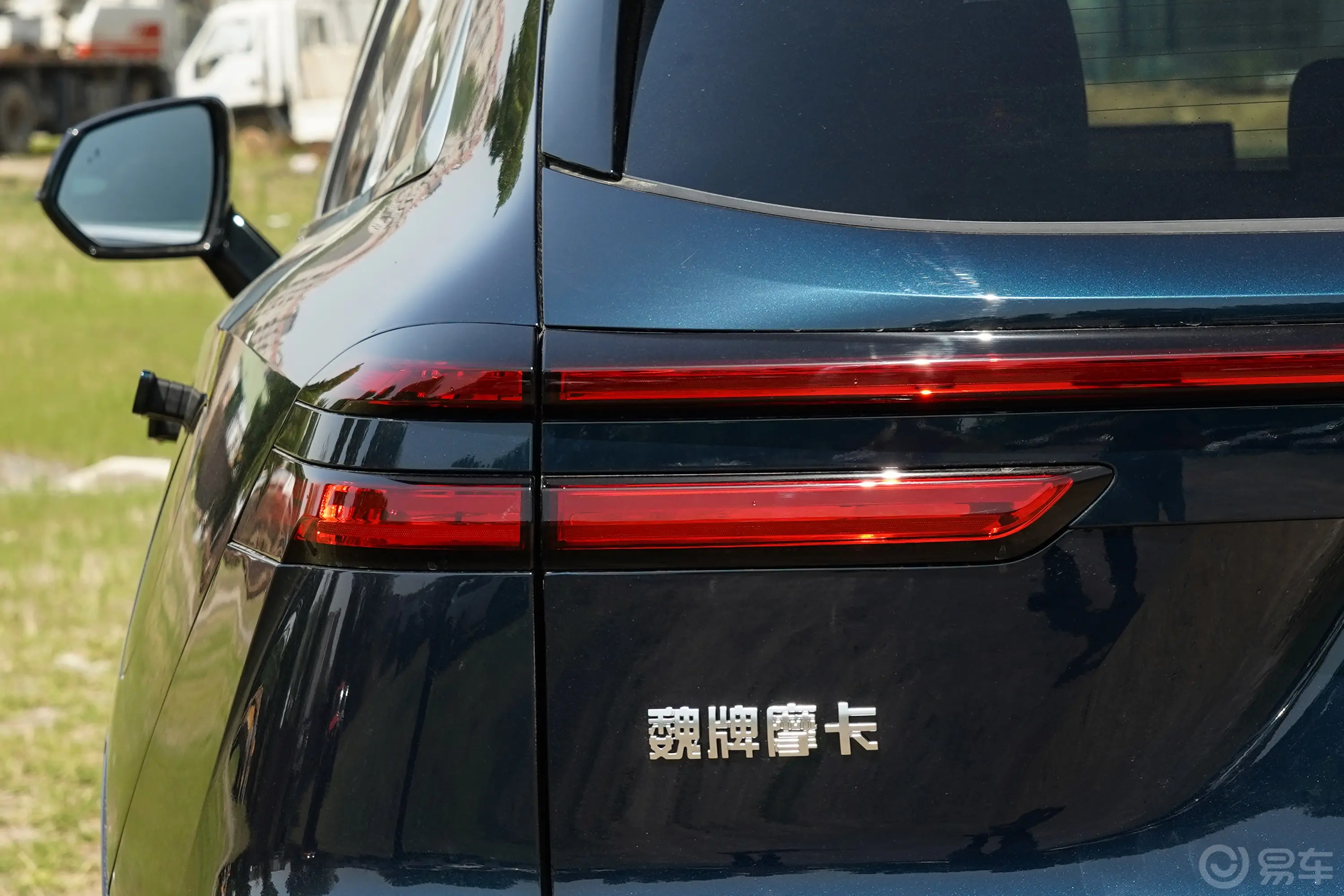 摩卡PHEV1.5T 215km 两驱长续航版外观灯组