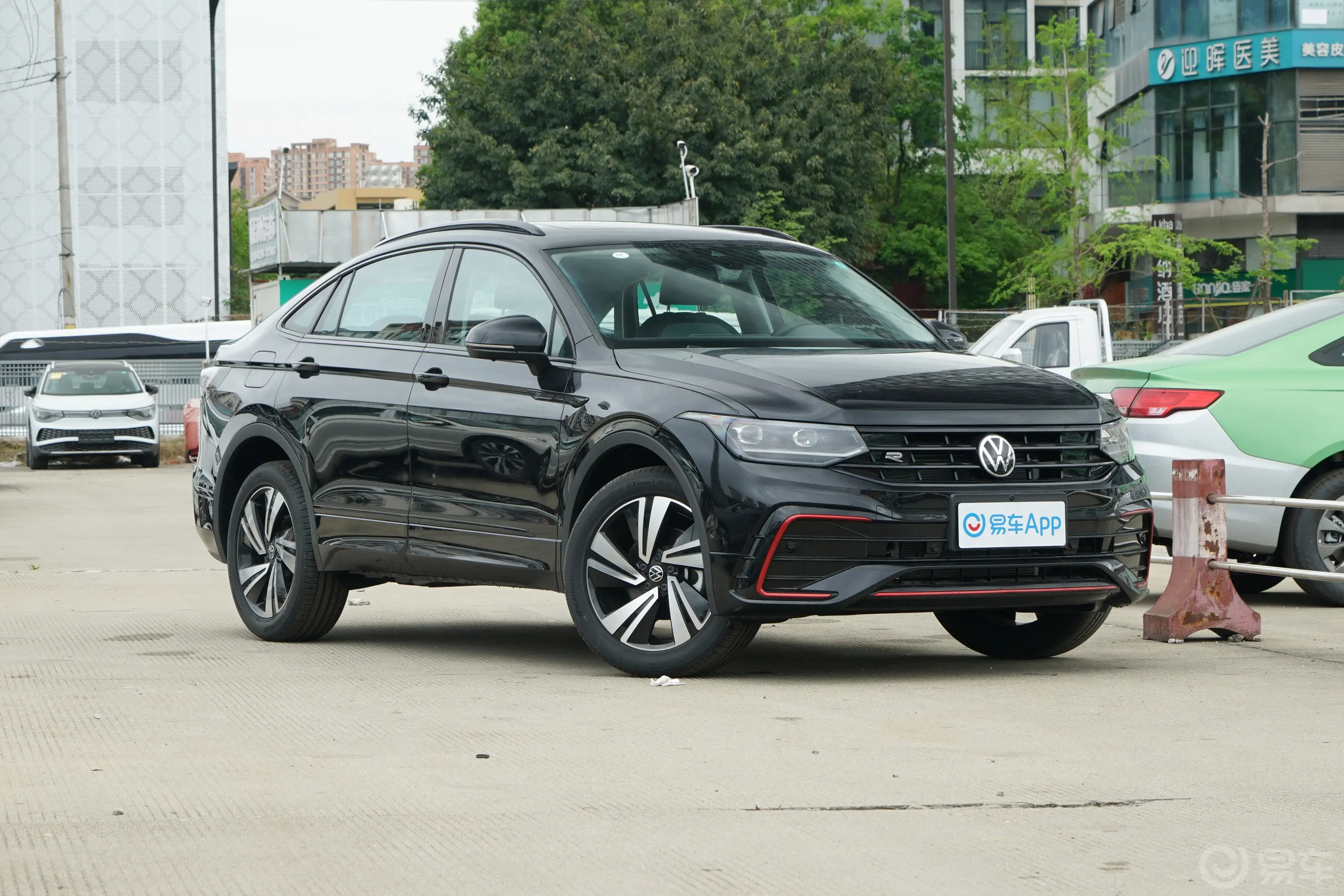 途观X改款 330TSI 两驱旗舰版车后雷达