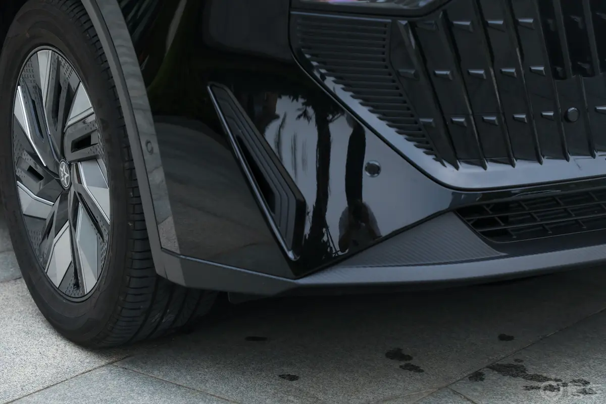 启辰大V DD-i超混动1.5T 110km iT版外观细节