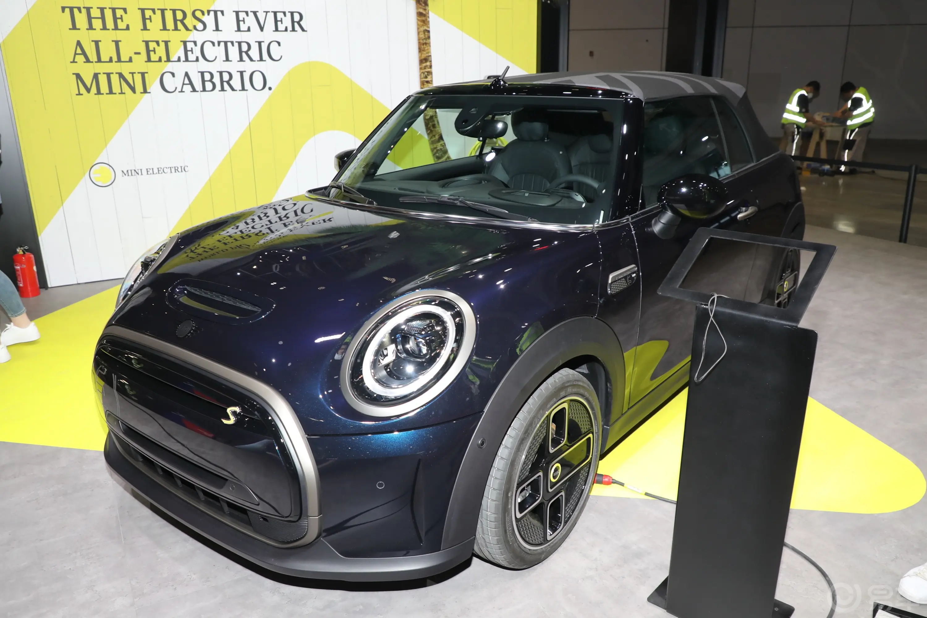 MINI新能源(进口)COOPER SE 敞篷版