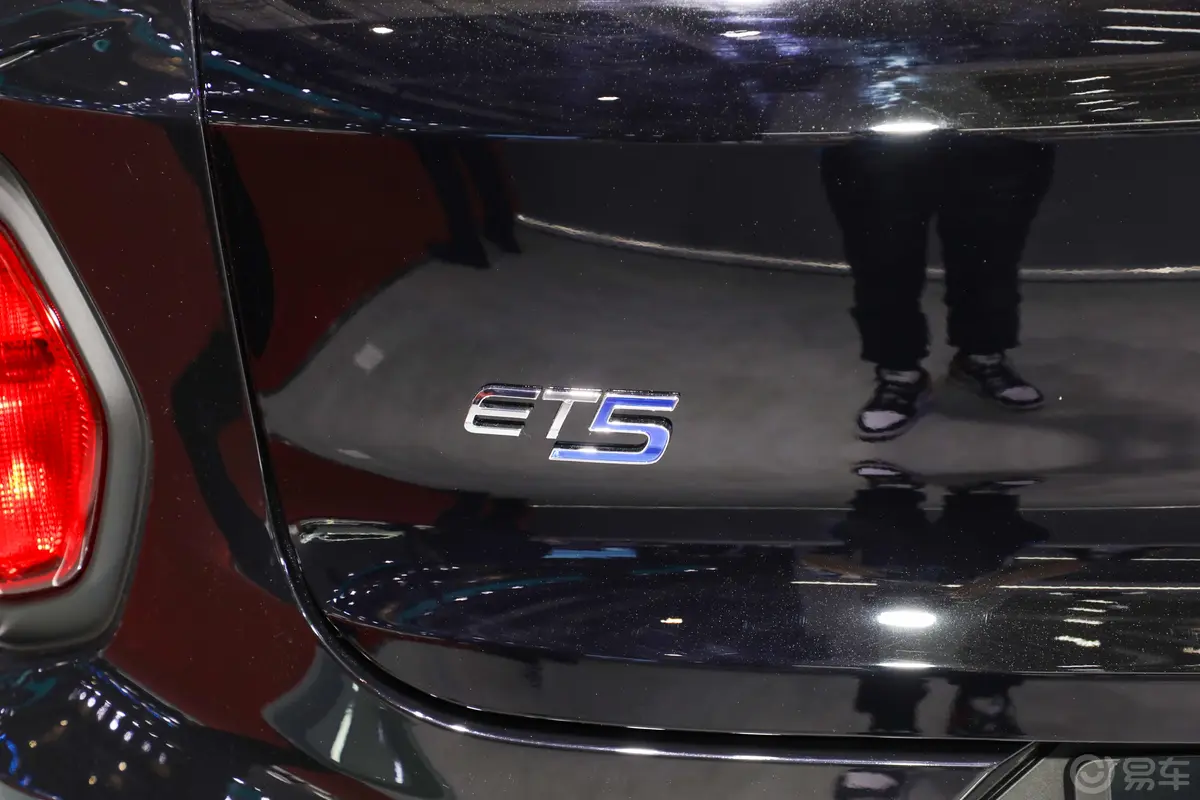 天美汽车ET5智健合一版520km