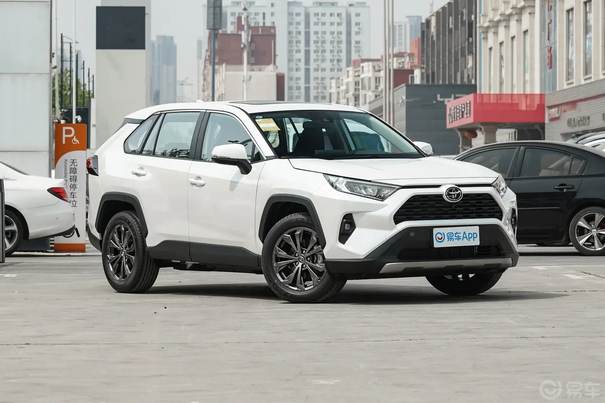 RAV4荣放2.0L 两驱风尚版前刹车卡钳