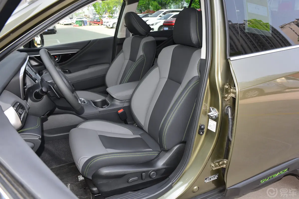 傲虎2.5i AWD探享版EyeSight驾驶员座椅