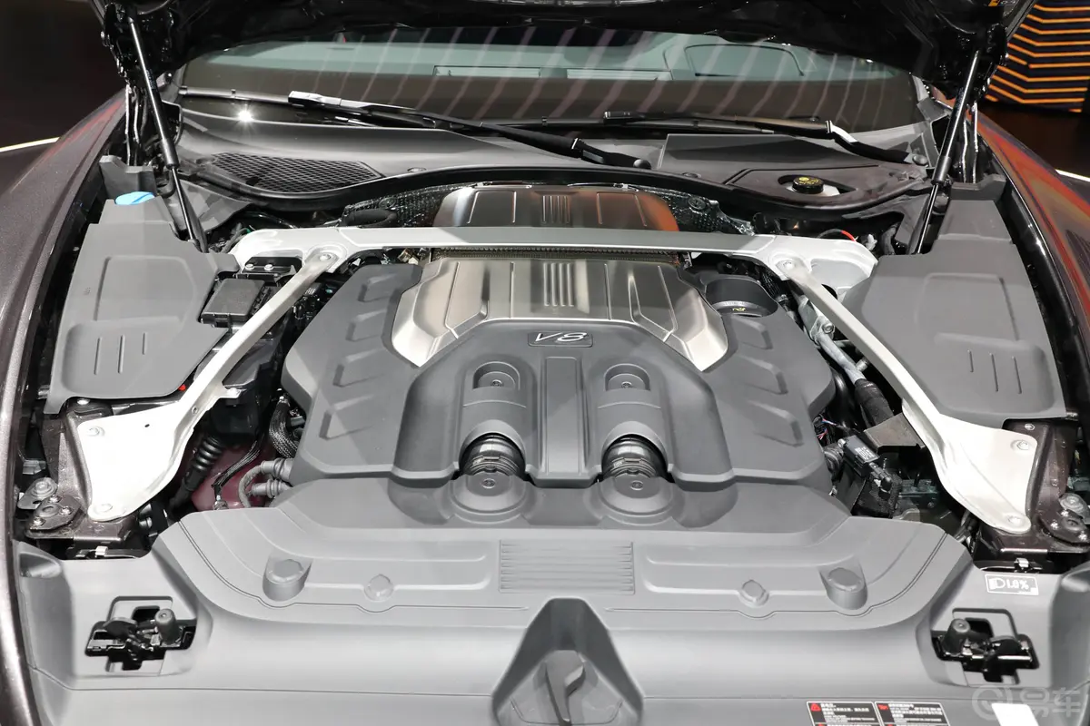 欧陆4.0T GT S V8外观