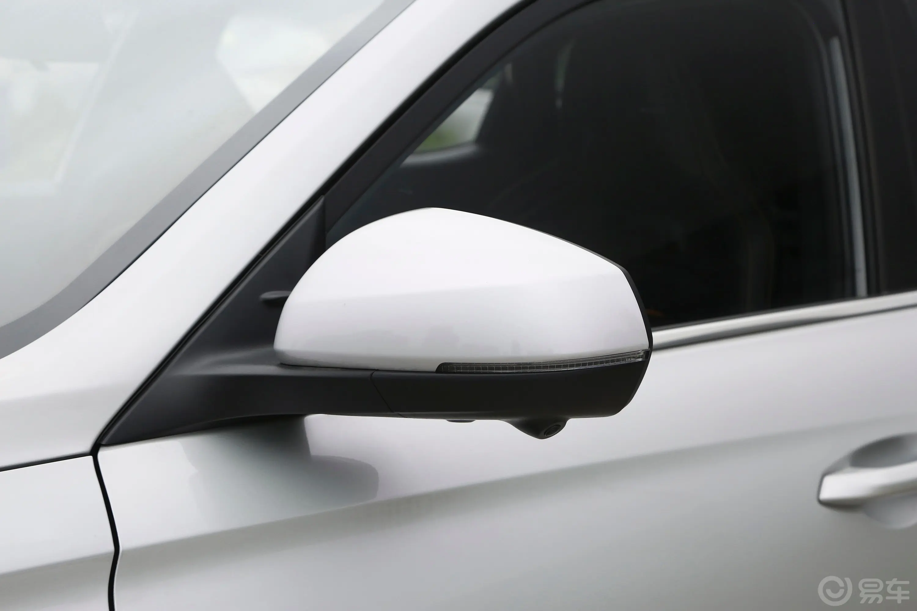 长安欧尚X5 PLUS改款 1.5T 卓越型主驾驶后视镜背面