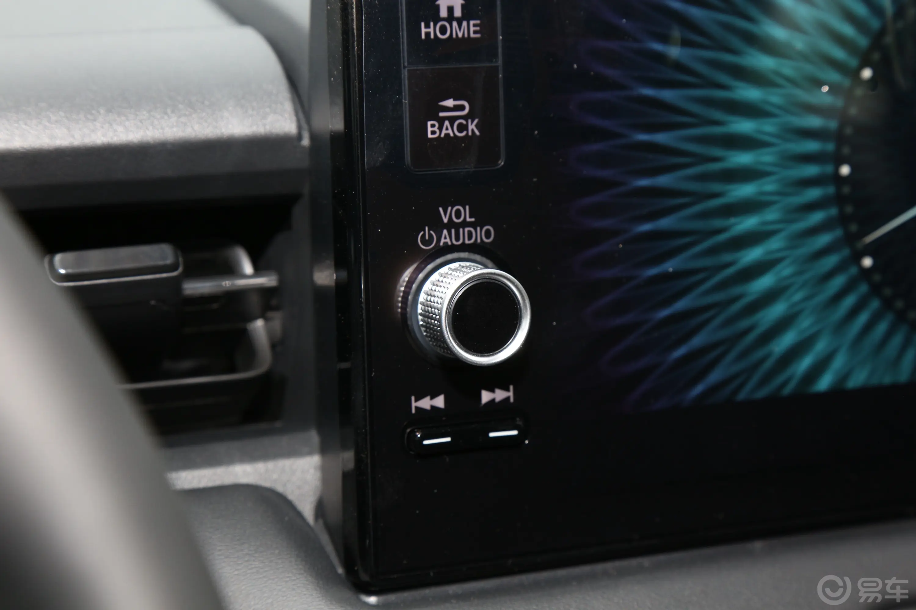 本田XR-V改款 1.5L 热爱版音响