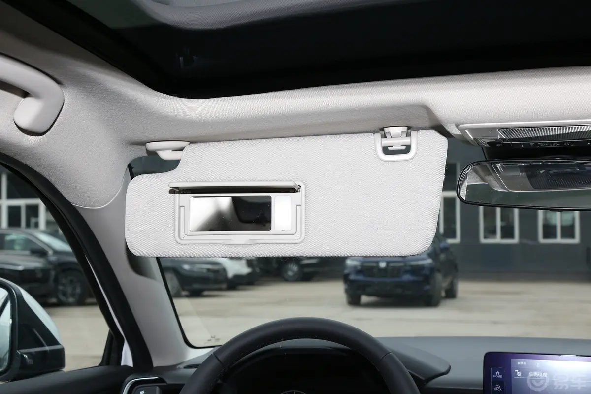 本田XR-V改款 1.5L 热爱版驾驶位遮阳板