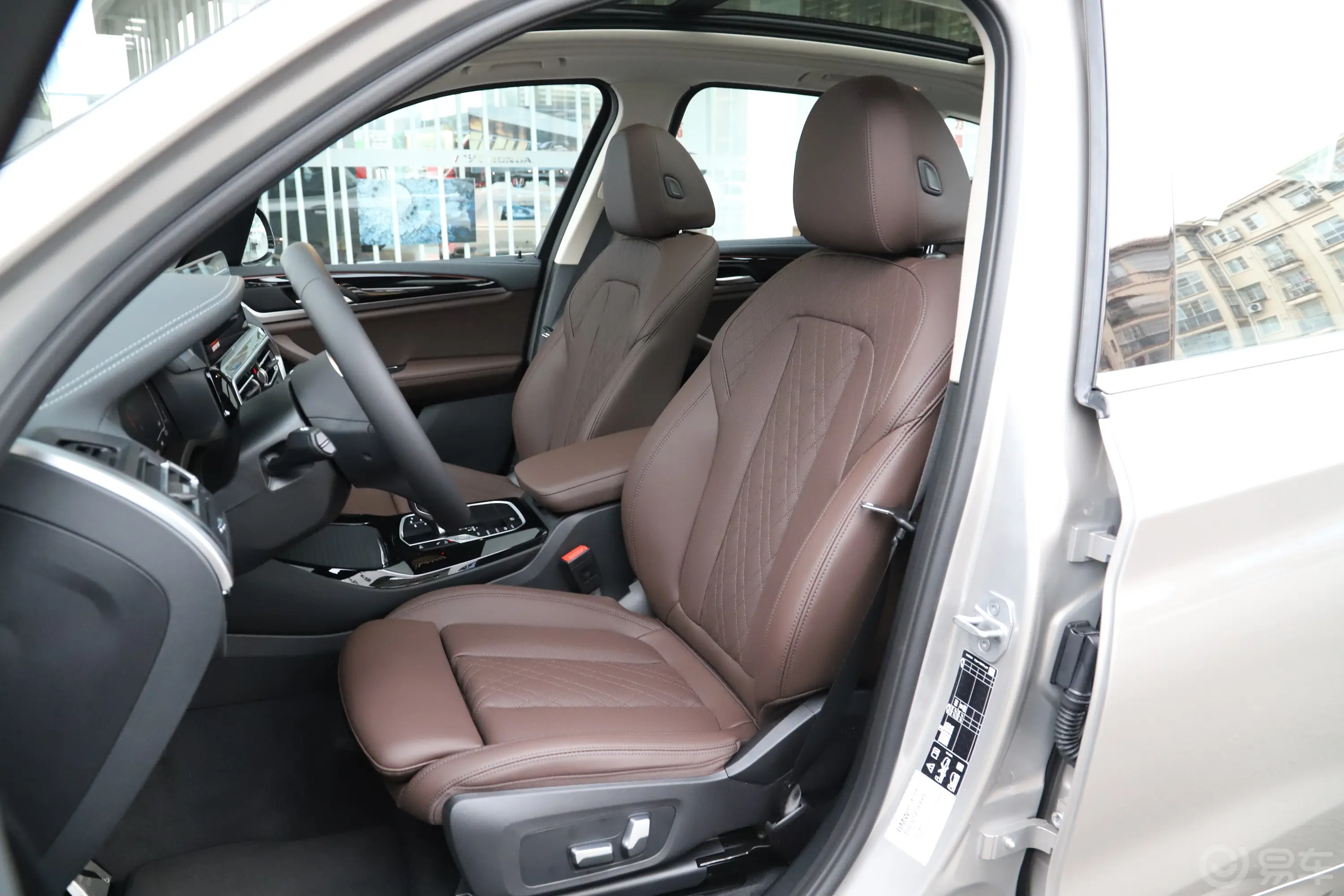 宝马X3改款 xDrive25i M运动套装驾驶员座椅