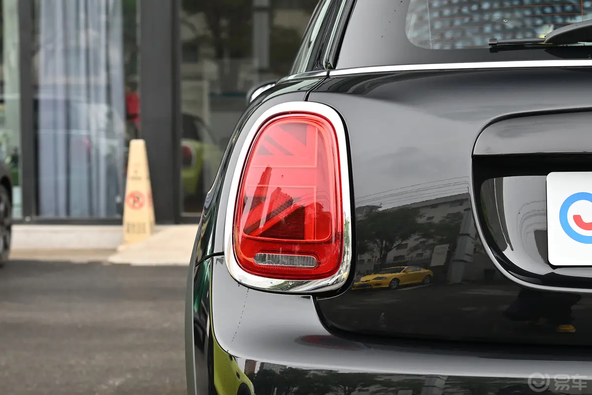 MINI改款 1.5T COOPER 艺术家外观灯组