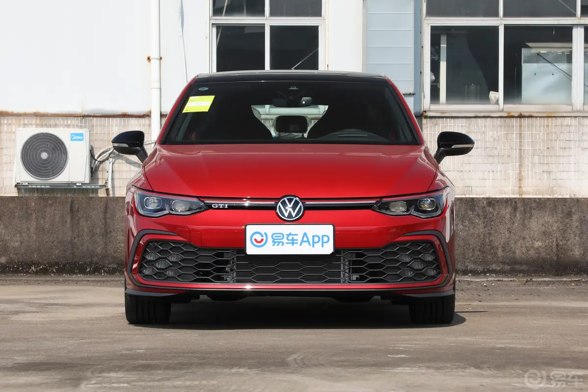 高尔夫380TSI GTI正前水平