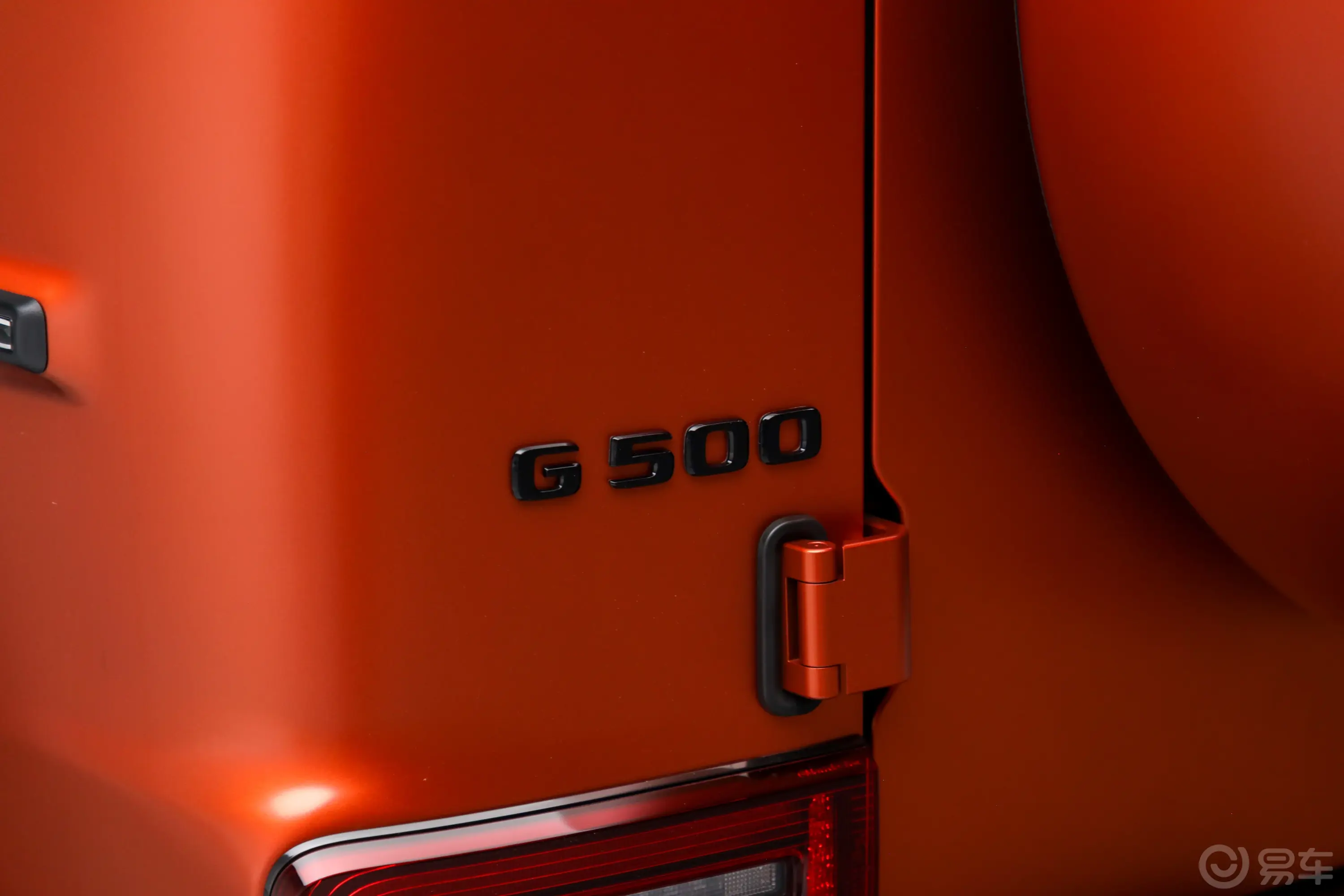 奔驰G级G 500 MANUFAKTUR匠心高定版外观细节