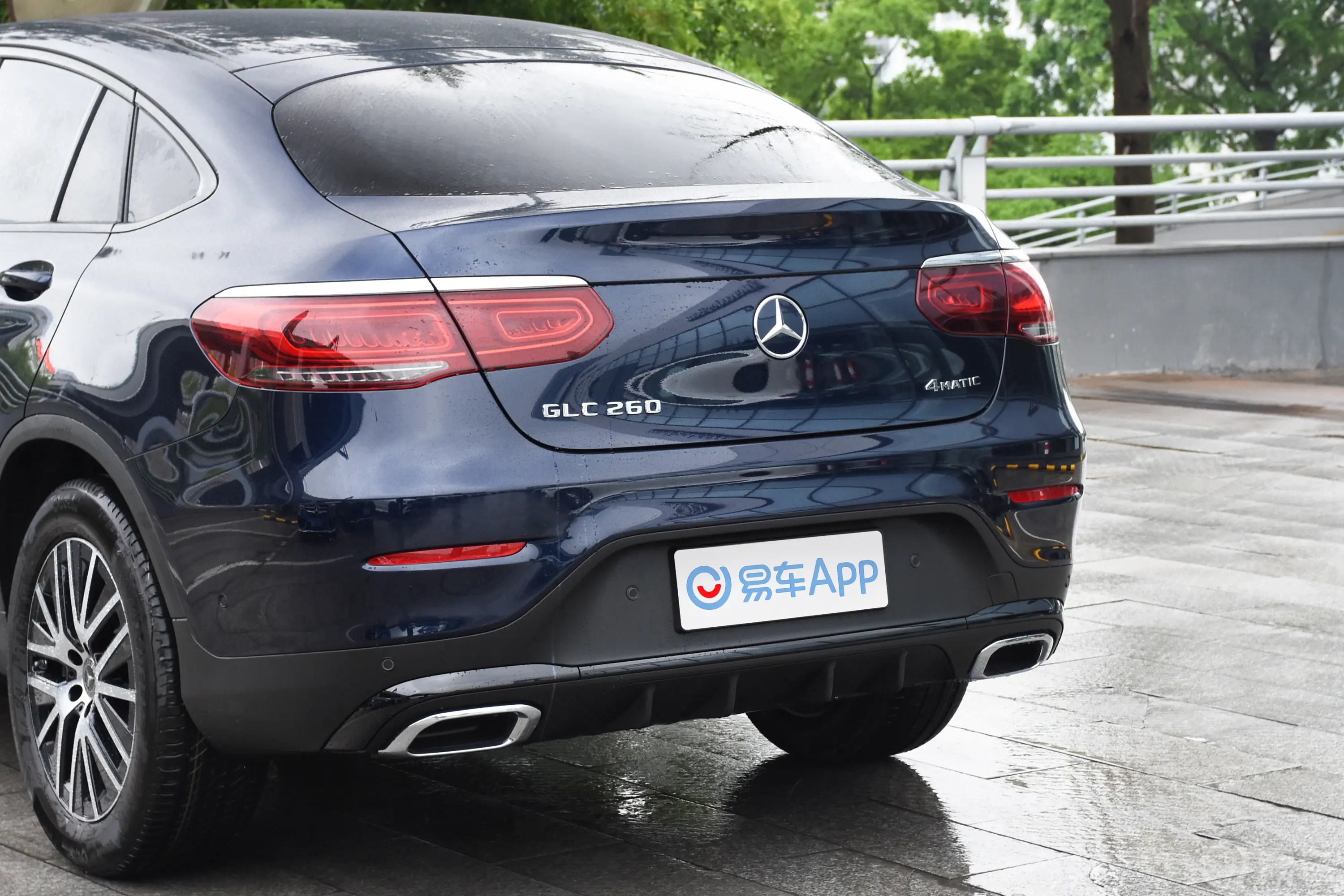 奔驰GLC轿跑改款 GLC 260 4MATIC 轿跑SUV车后雷达