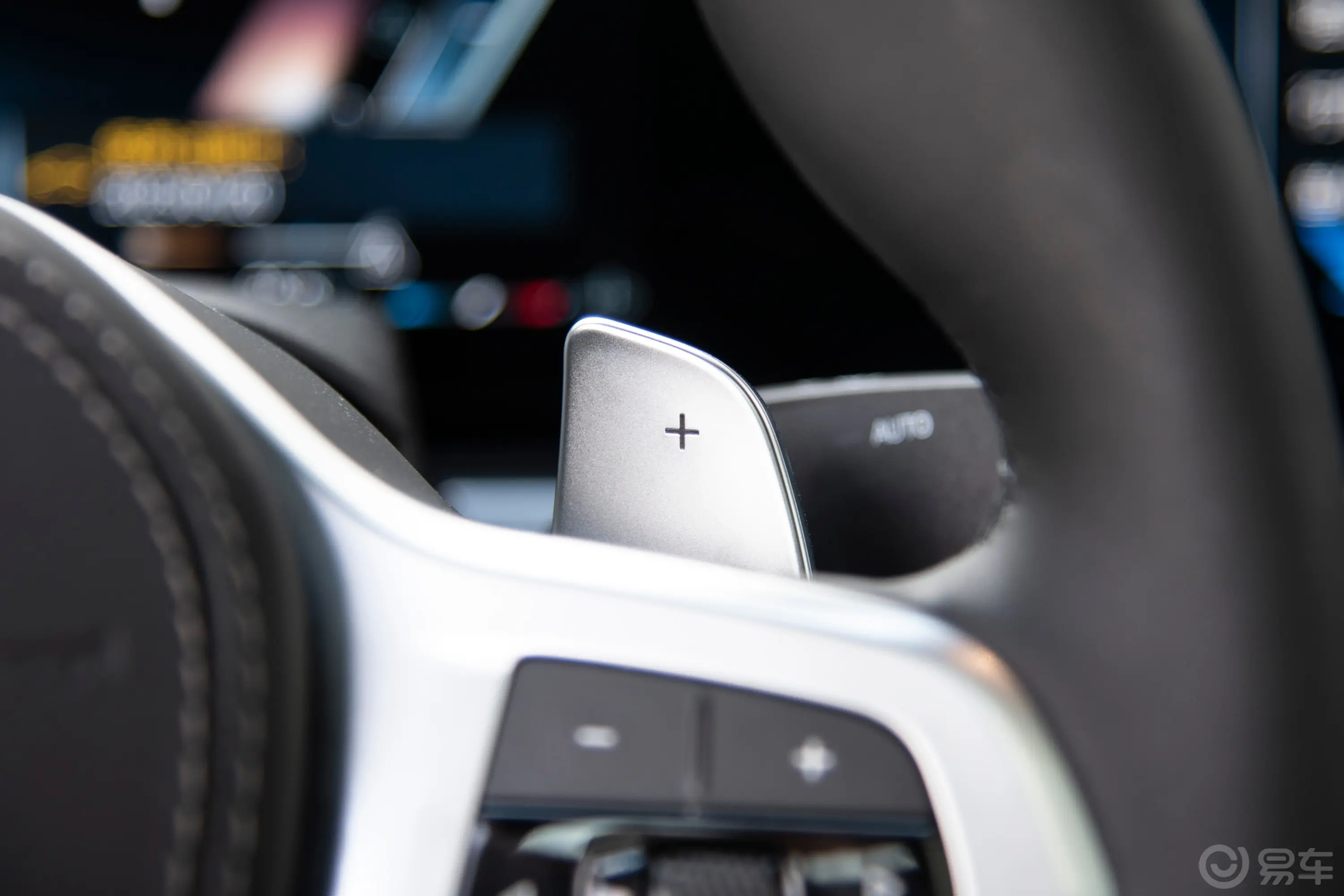 宝马X6改款 xDrive30i M运动套装换挡拨片