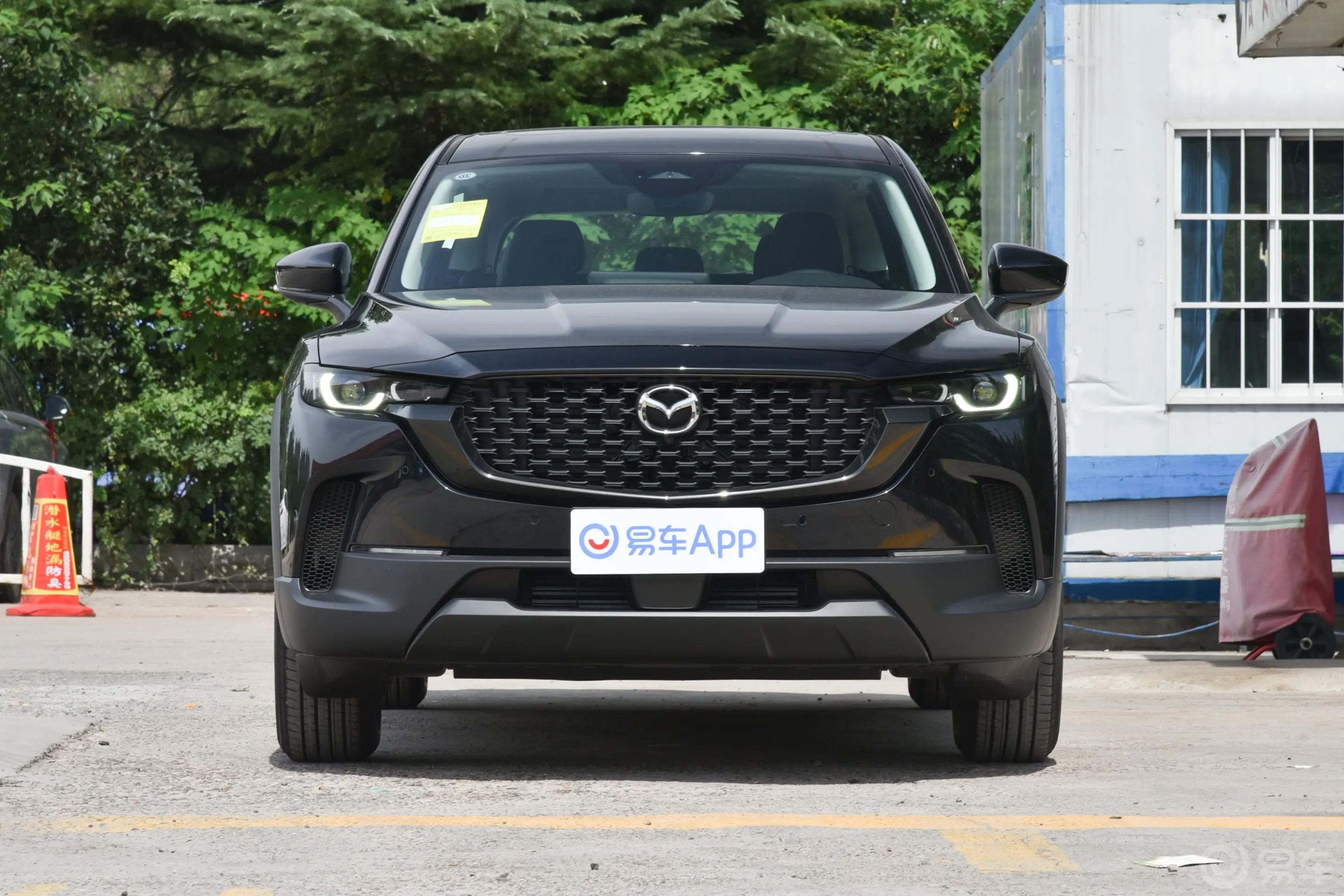 马自达CX-50 行也2.0L 领行版正前水平