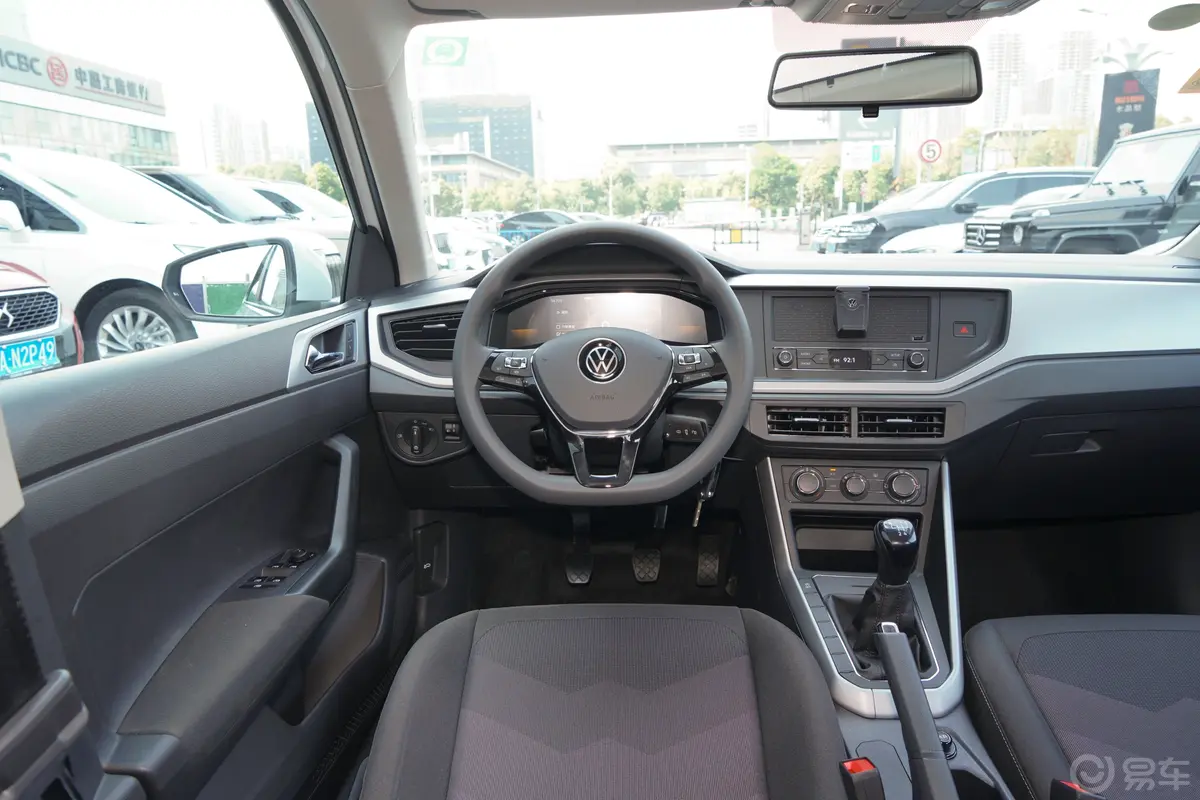 Polo改款 Plus 1.5L 手动纵情乐活版驾驶位区域