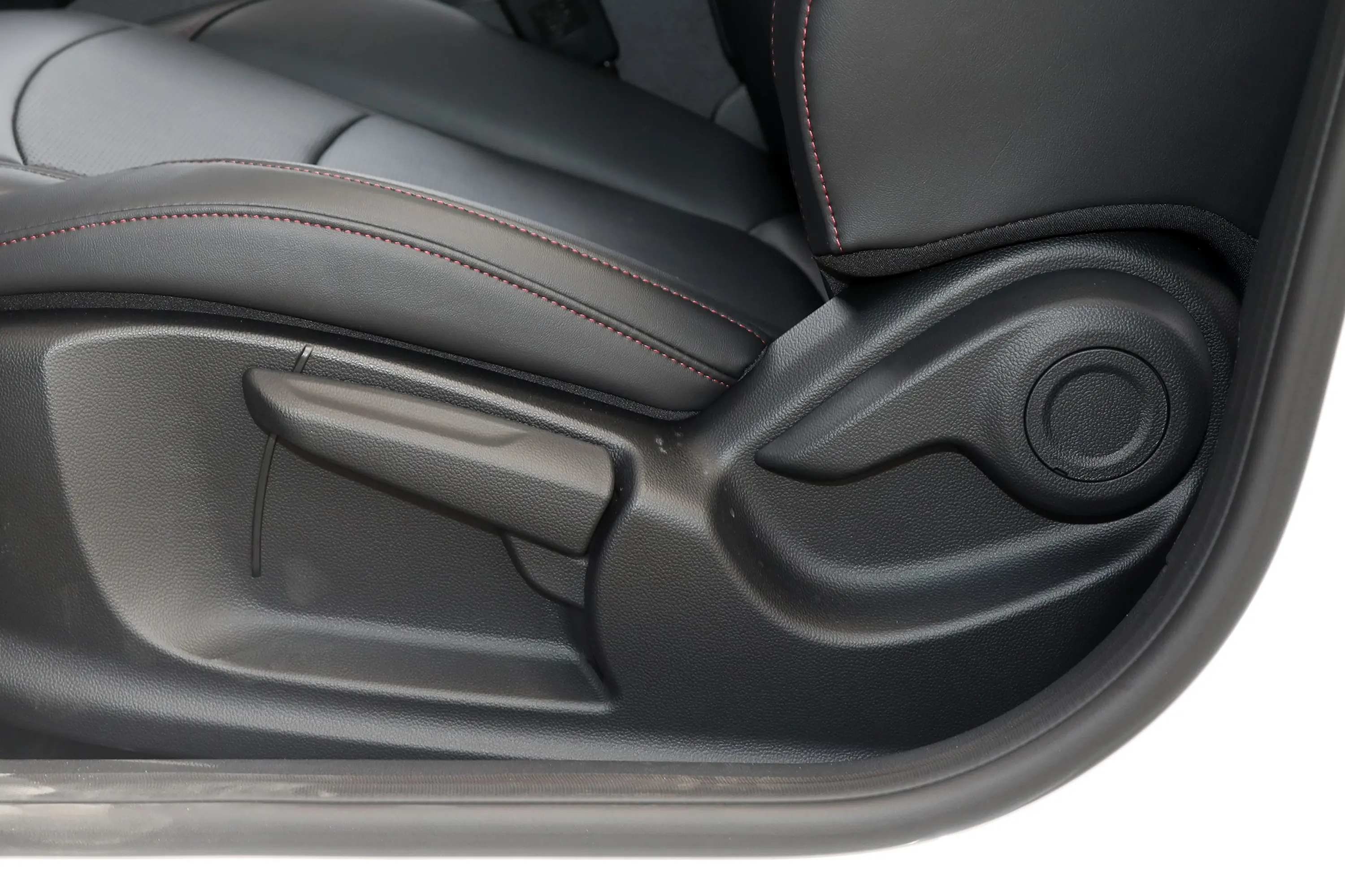 荣威i51.5L 手动优越版主驾座椅调节