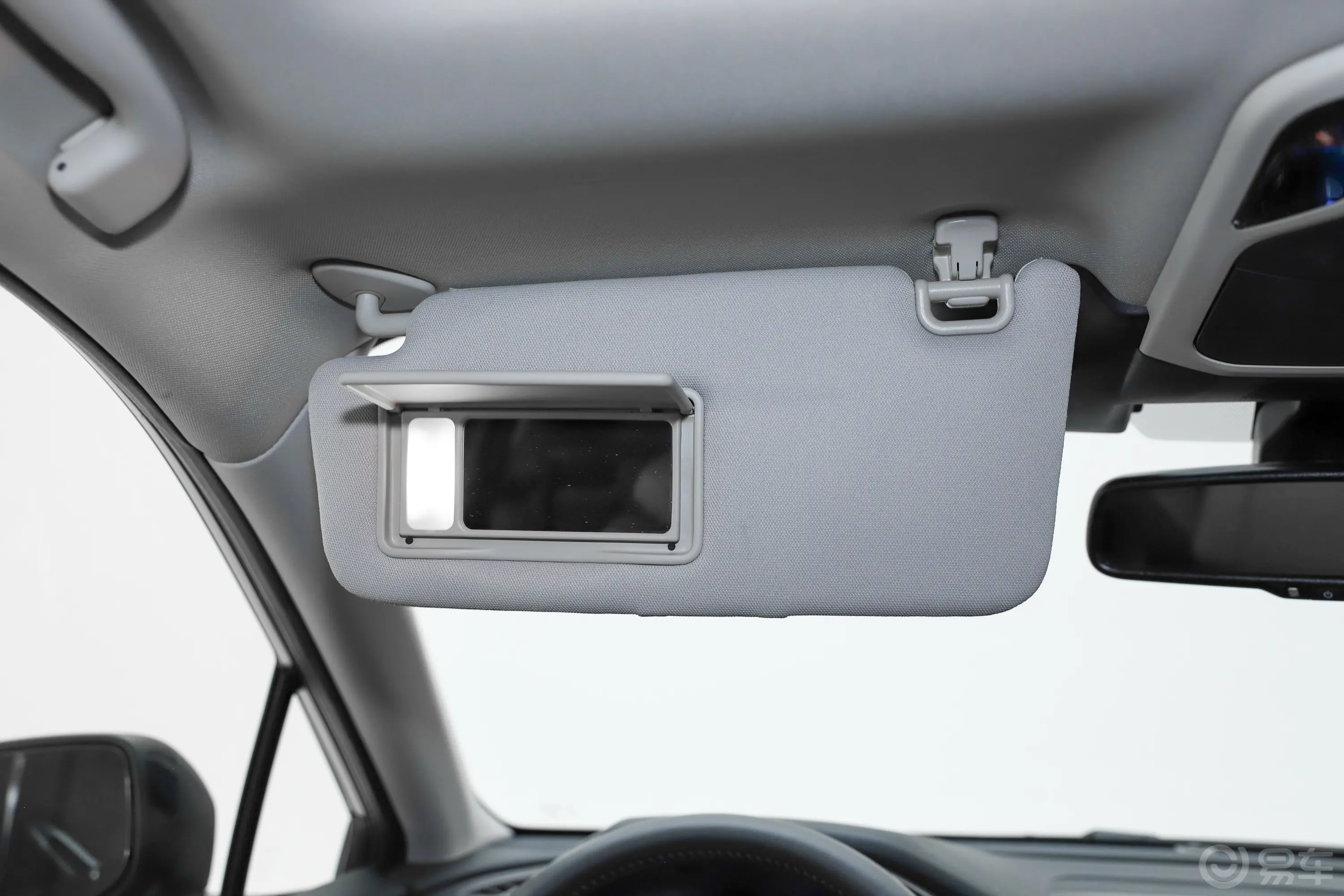 傲虎2.5i AWD旗舰版EyeSight驾驶位遮阳板