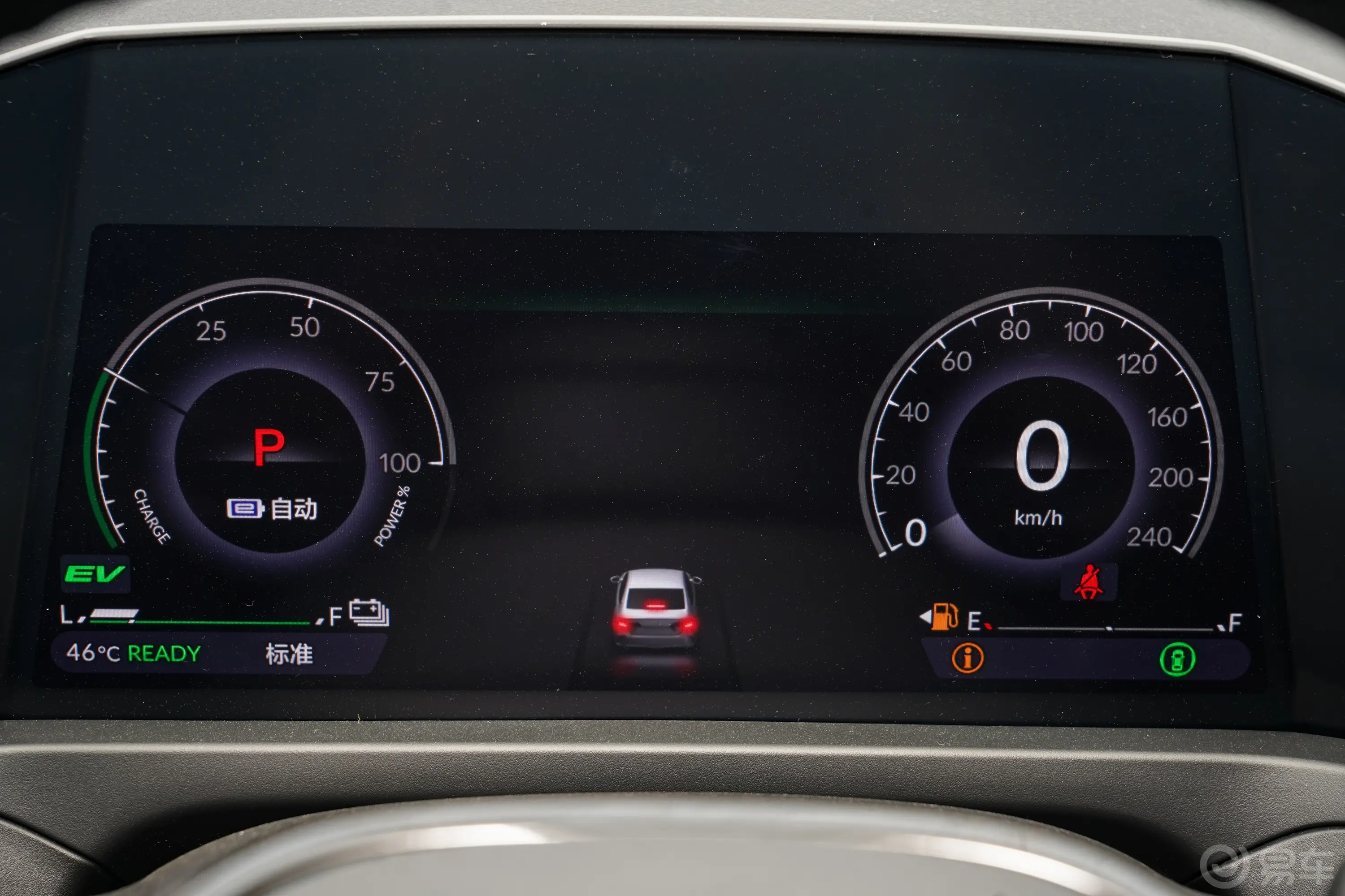 英仕派 e:PHEV2.0L 82km 智尊版主驾驶位