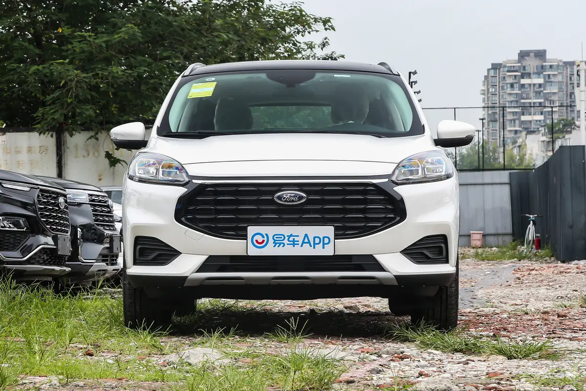 锐际EcoBoost 245 两驱耀享款正前水平