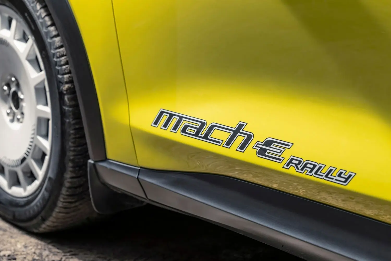 Mustang Mach-E(海外)