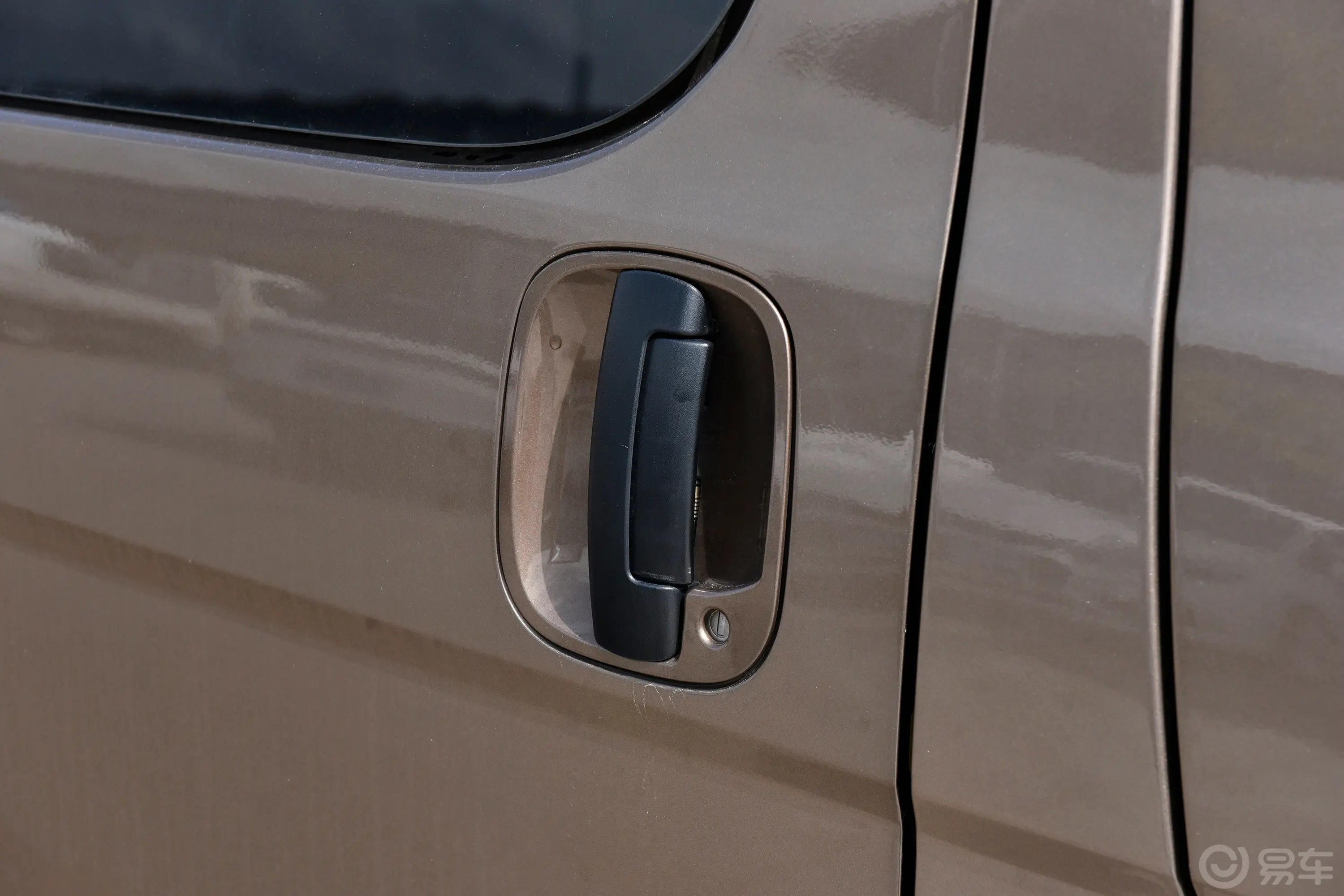 风景G5商运版 2.0L 手动明窗 5/6座 汽油外观细节