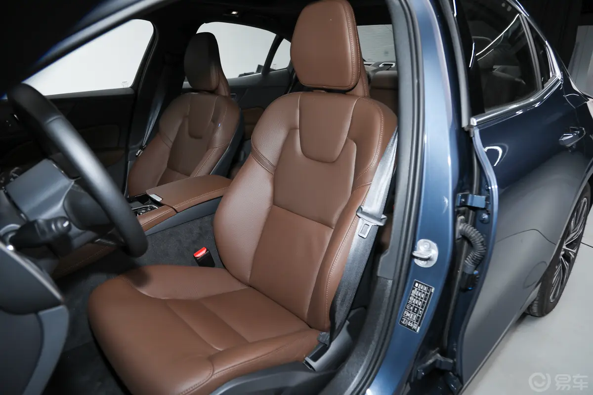 沃尔沃S60 RECHARGET8 四驱智逸豪华版驾驶员座椅