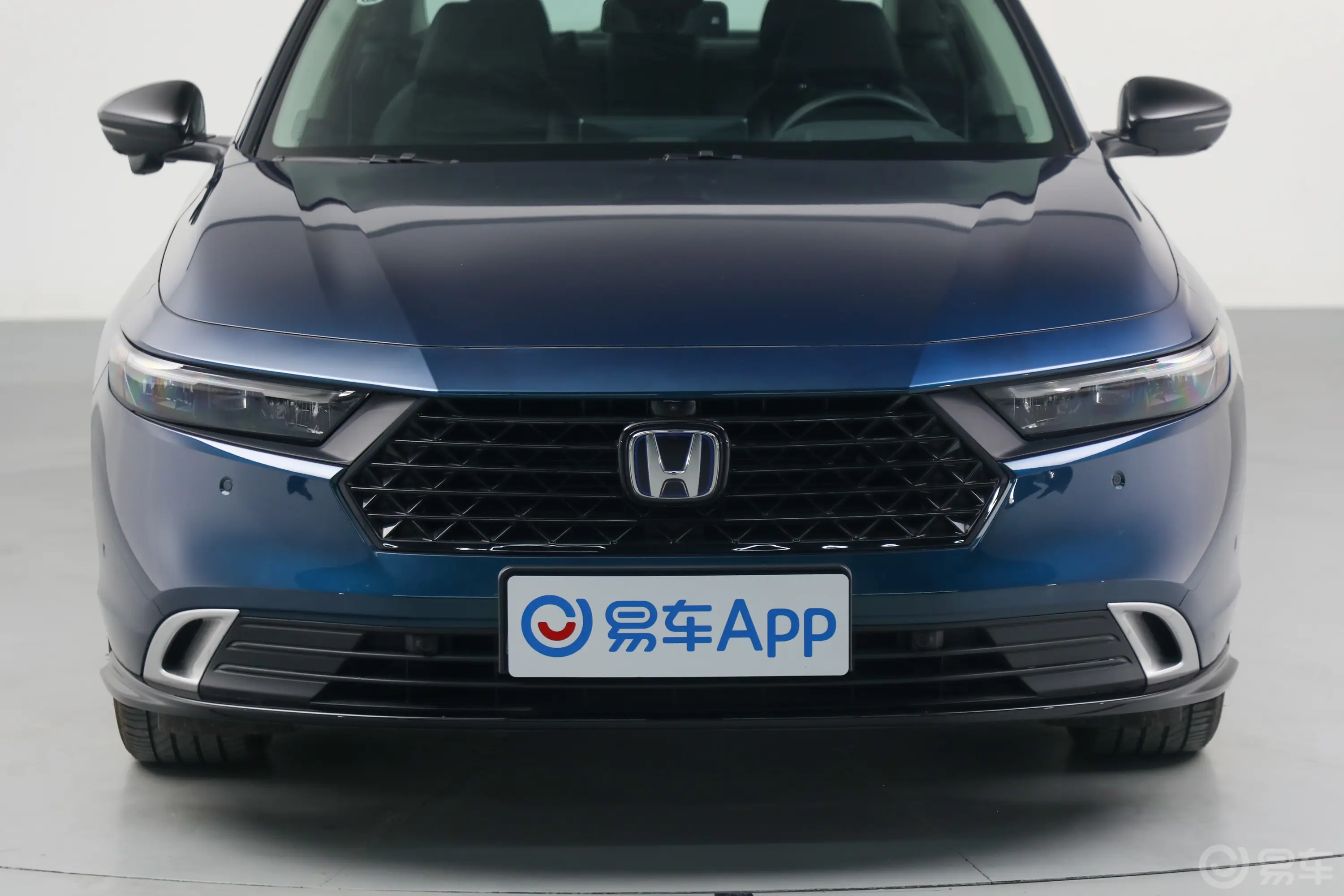 雅阁 e:PHEV2.0L 82km 旗舰版外观细节