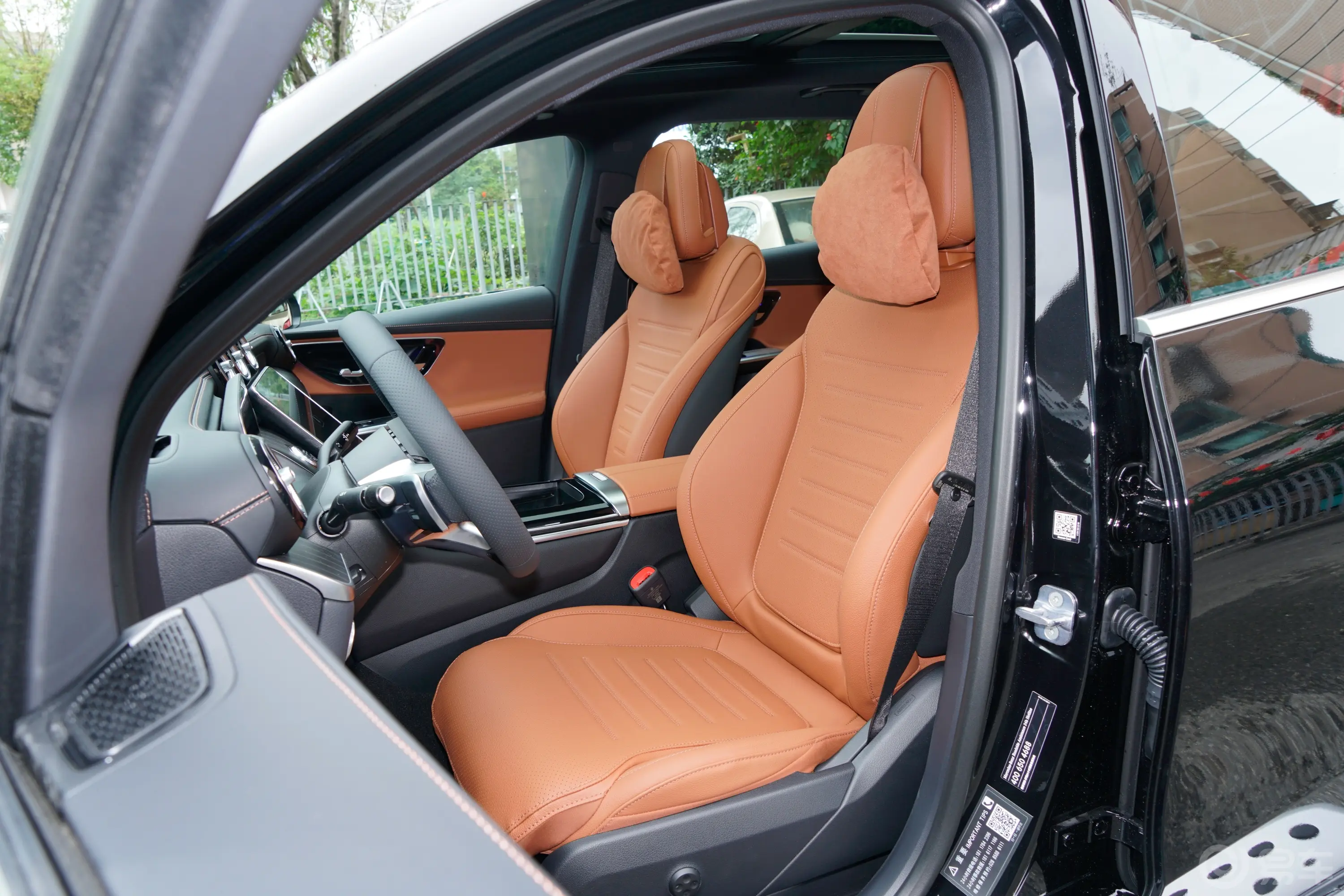奔驰GLC改款 GLC 300 L 4MATIC 动感型 7座驾驶员座椅