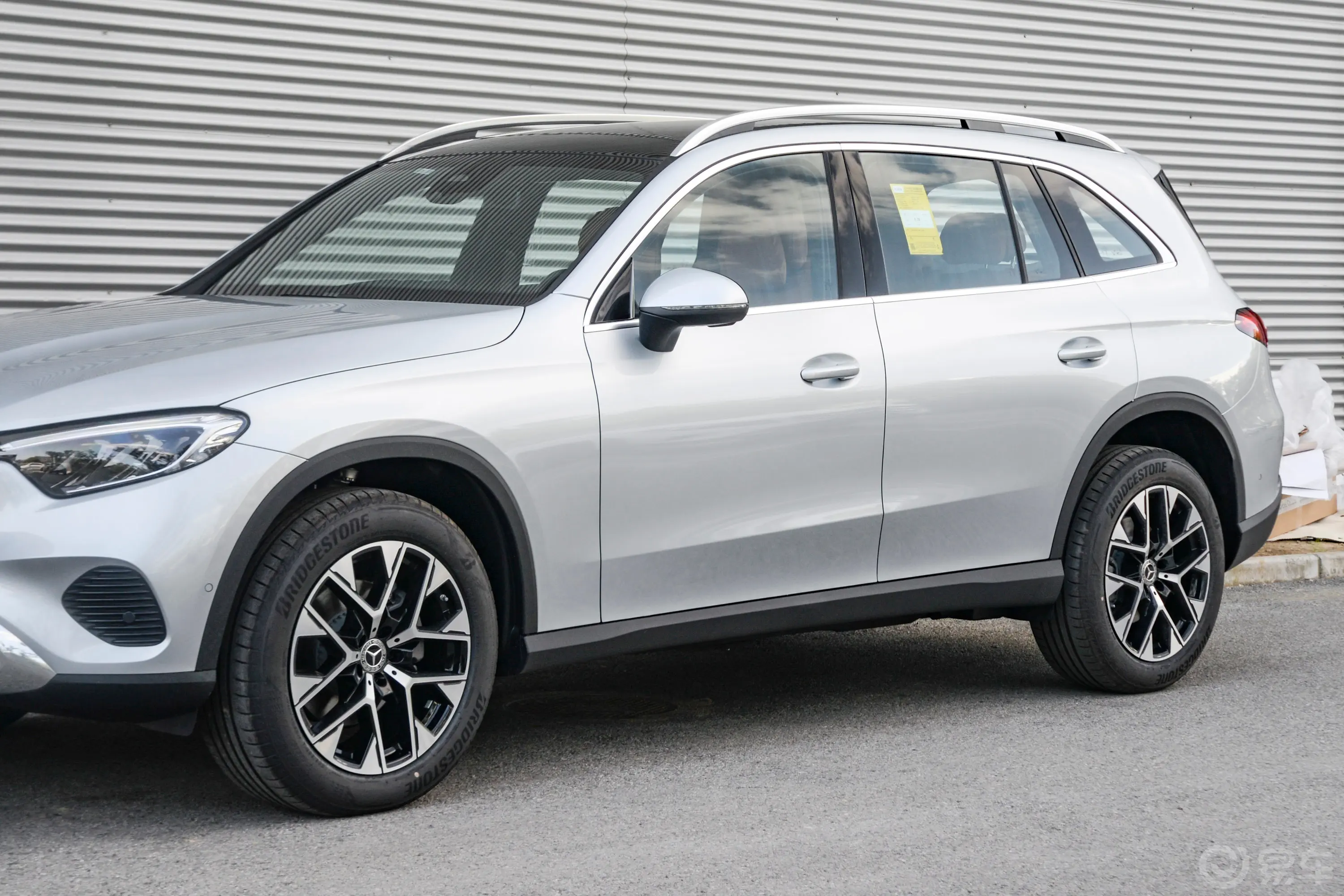 奔驰GLC改款 GLC 260 L 4MATIC 动感型 5座外观细节