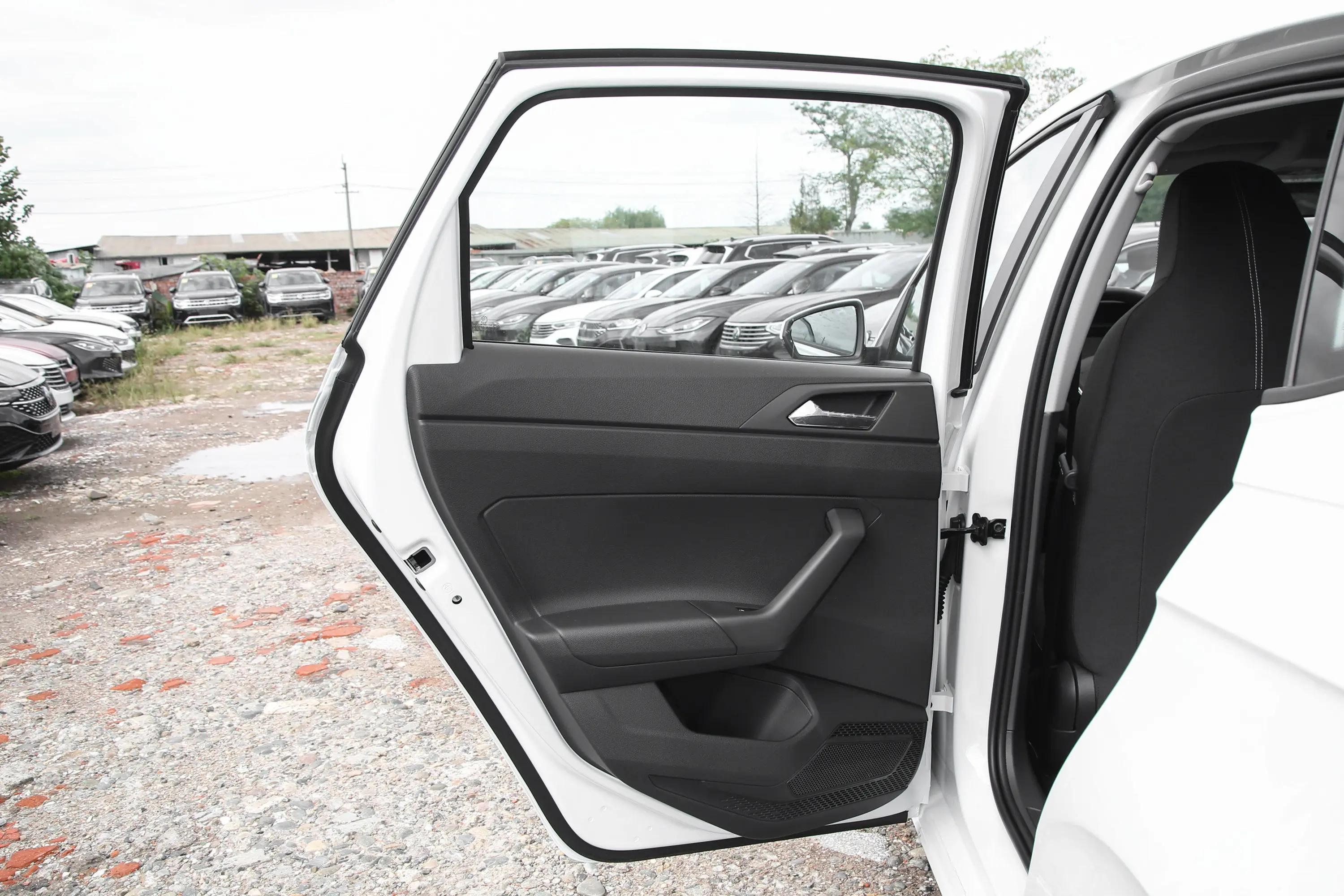 PoloPlus 1.5L 自动纵情乐活版驾驶员侧后车门