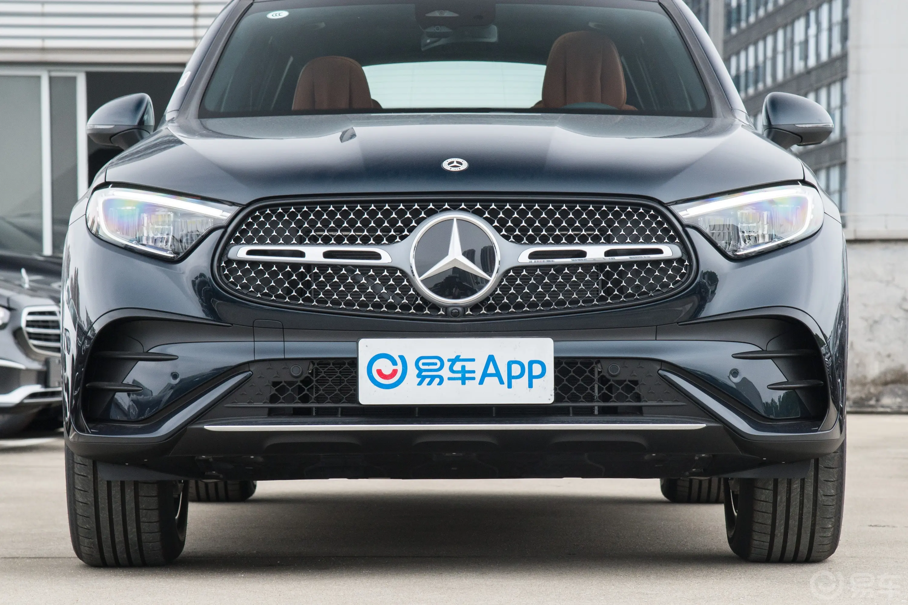 奔驰GLC改款 GLC 260 L 4MATIC 豪华型 5座外观细节