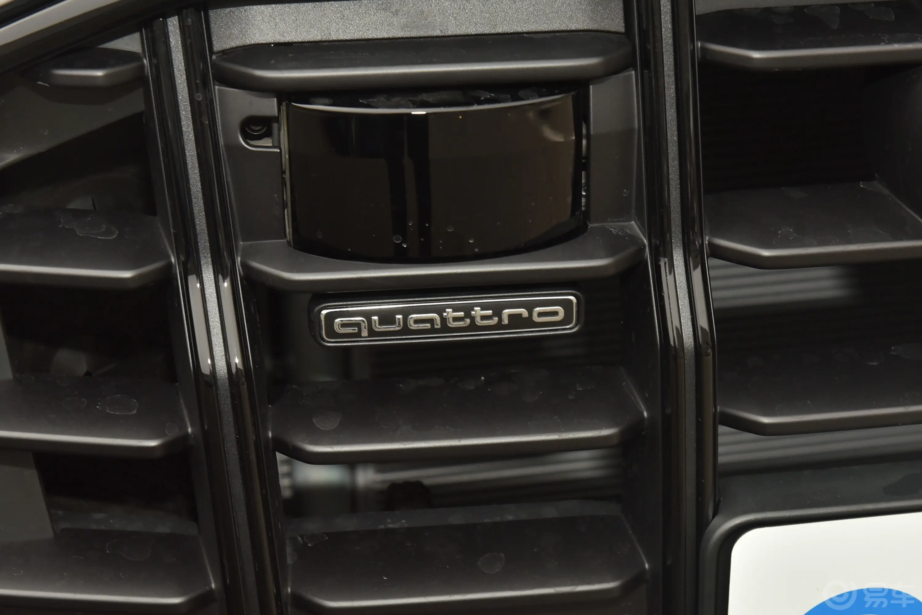 奥迪Q855 TFSI quattro 尊享动感型外观细节
