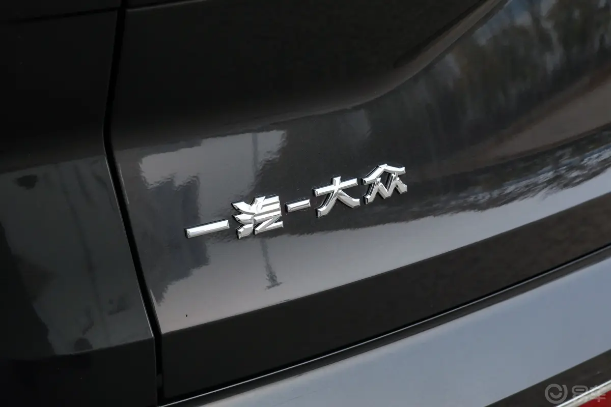 揽境改款 530TSI 四驱旗舰胜境版Pro 7座外观细节