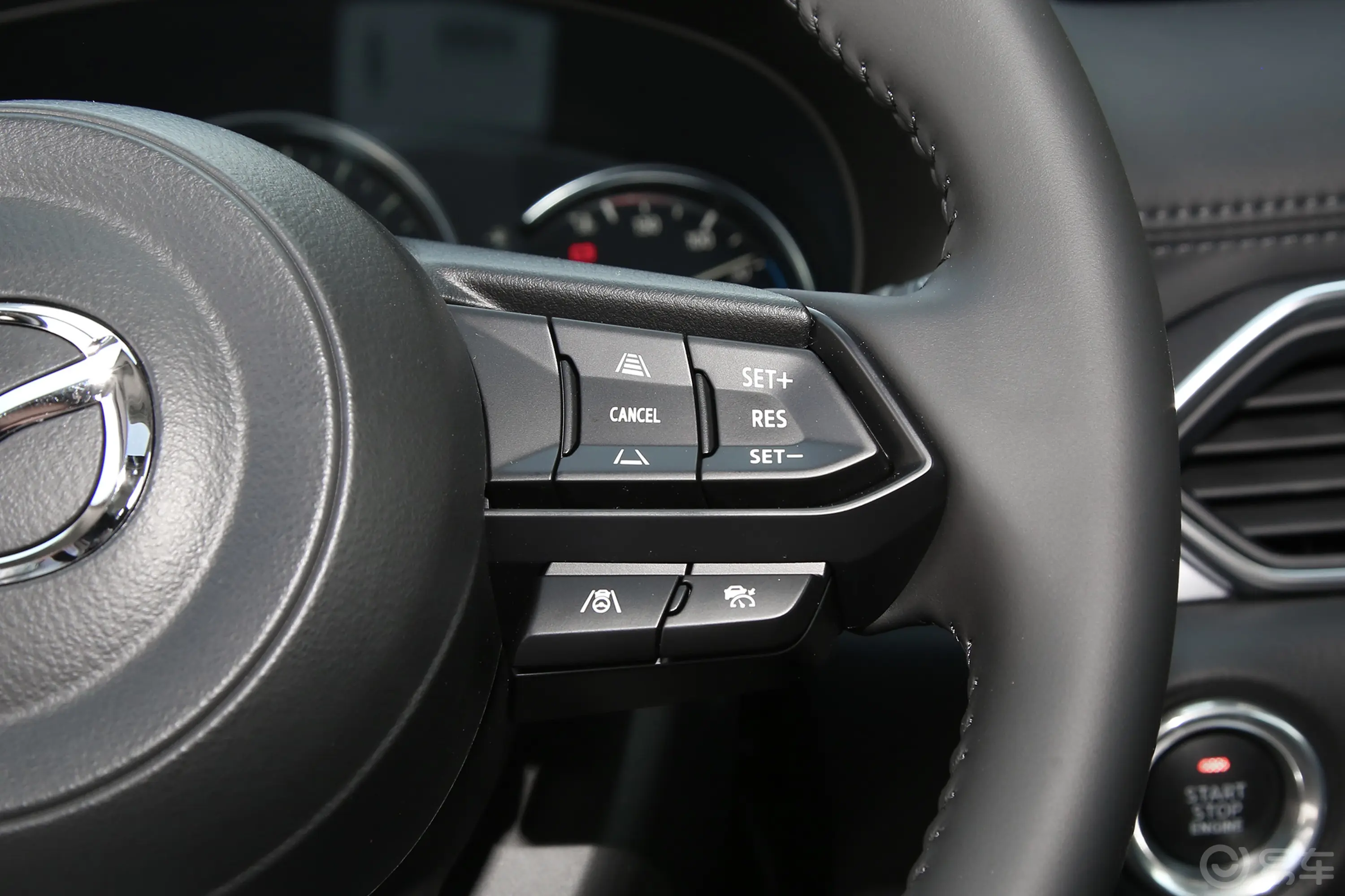 马自达CX-52.0L 两驱智尚Pro右侧方向盘功能按键