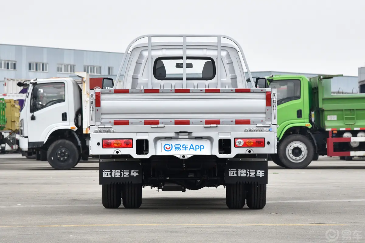 锋锐F3E250km 栏板车 宁德时代55.7kWh正后水平