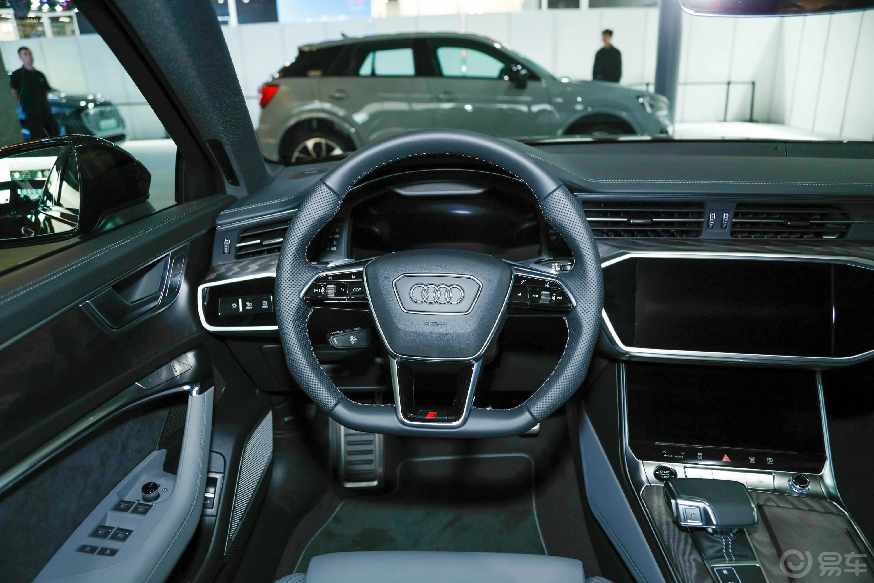 奥迪A6Avant 先锋派 45 TFSI 臻选动感型内饰