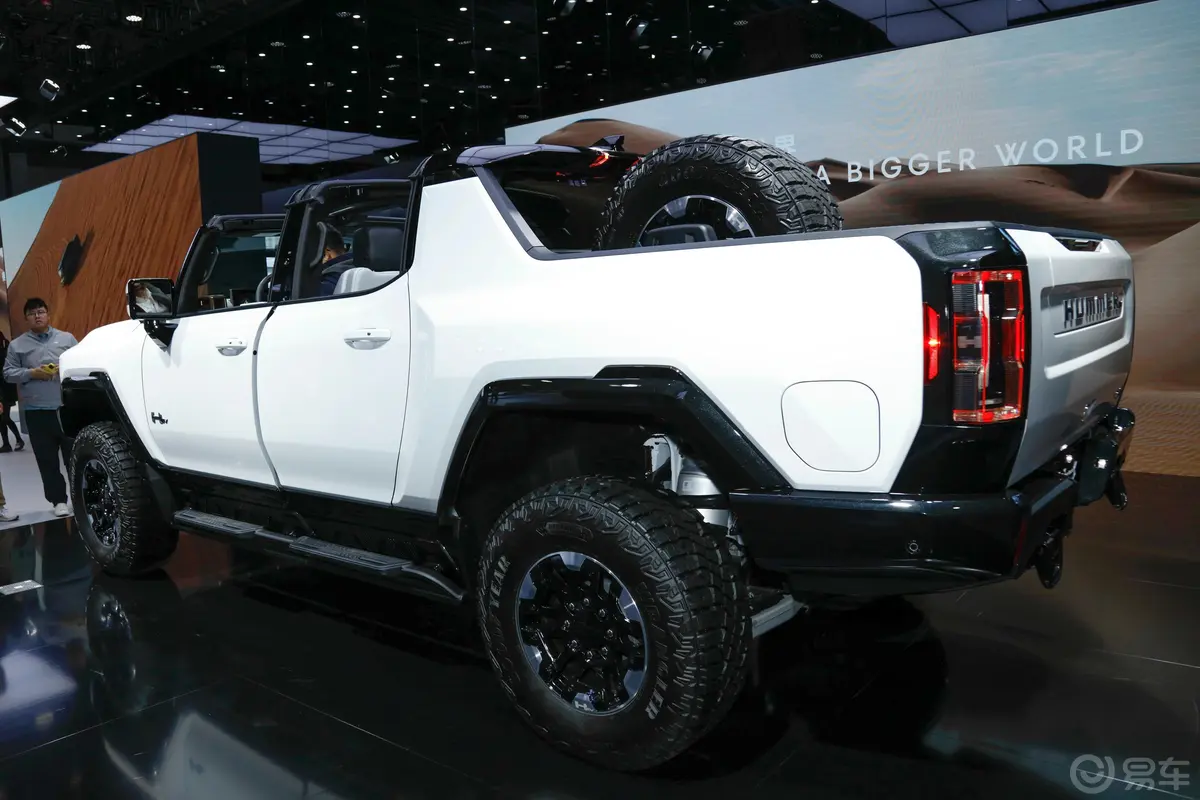 HUMMER EV PICKUP