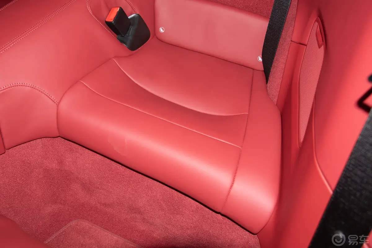 保时捷911Carrera 4 Cabriolet 3.0T后排空间