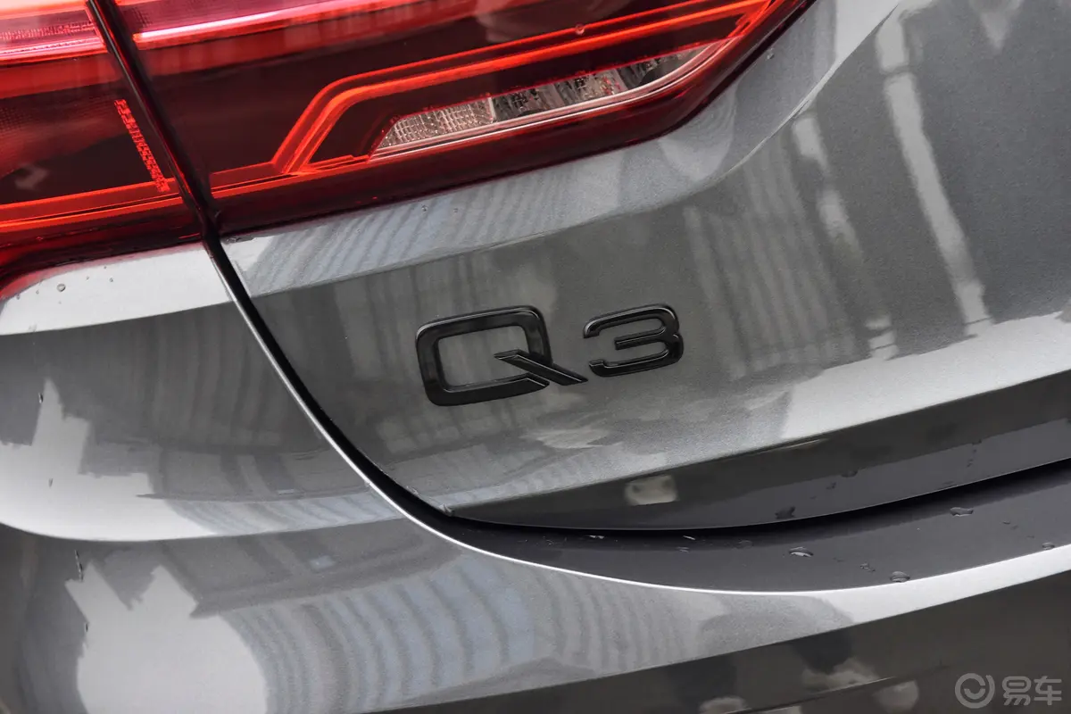 奥迪Q3 Sportback40 TFSI 时尚型外观细节