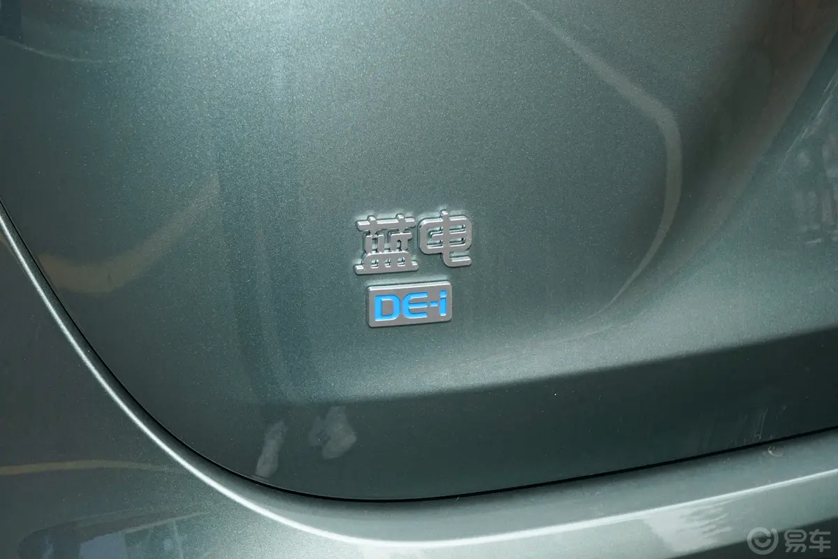 蓝电E51.5L 87km 臻享型 7座外观细节