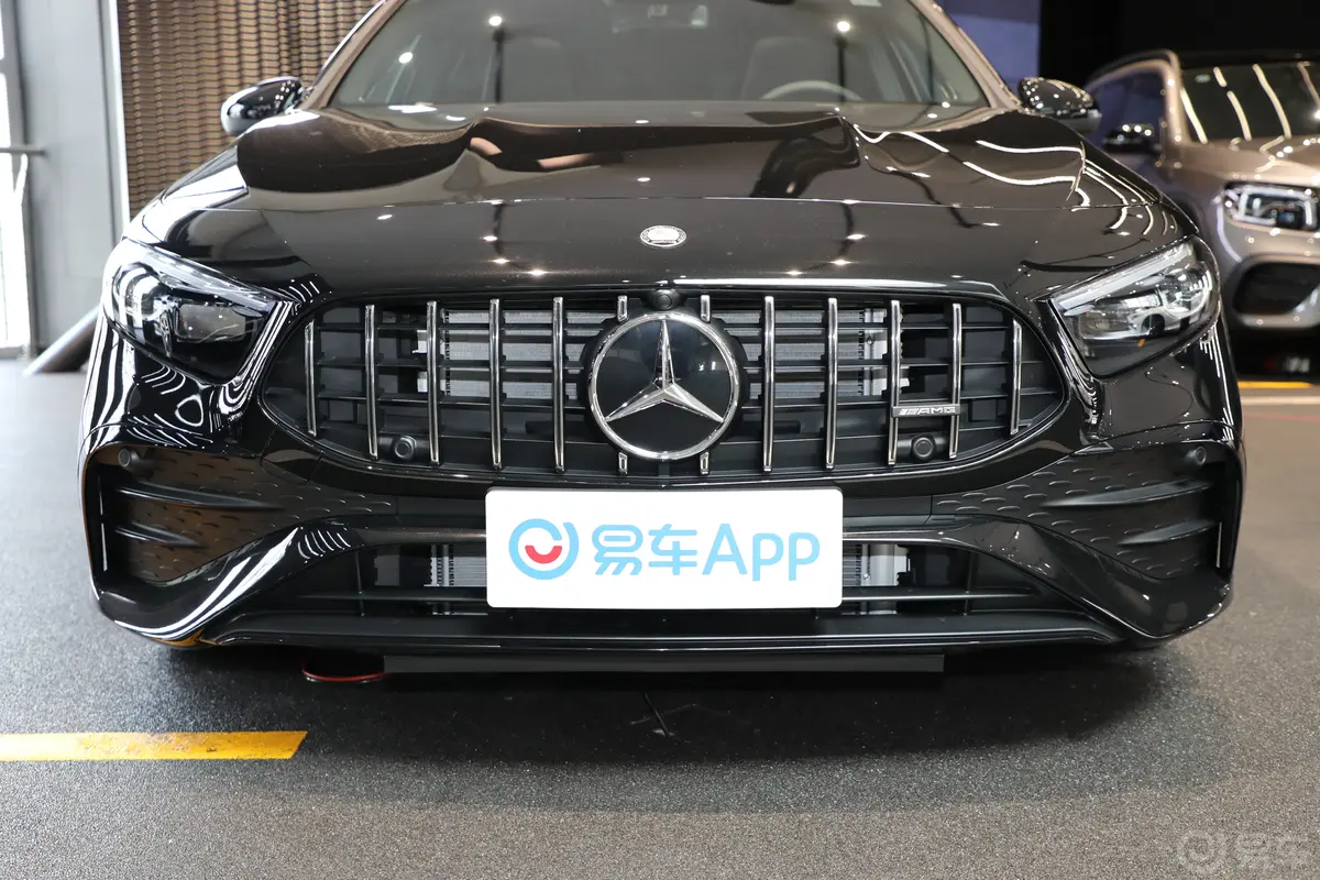 奔驰A级 AMG(进口)AMG A 35 4MATIC外观细节