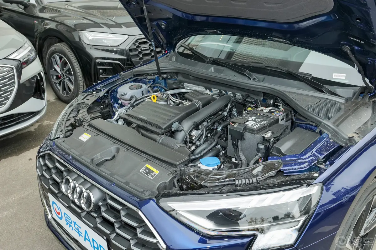 奥迪A3Sportback 35 TFSI 时尚运动型动力底盘