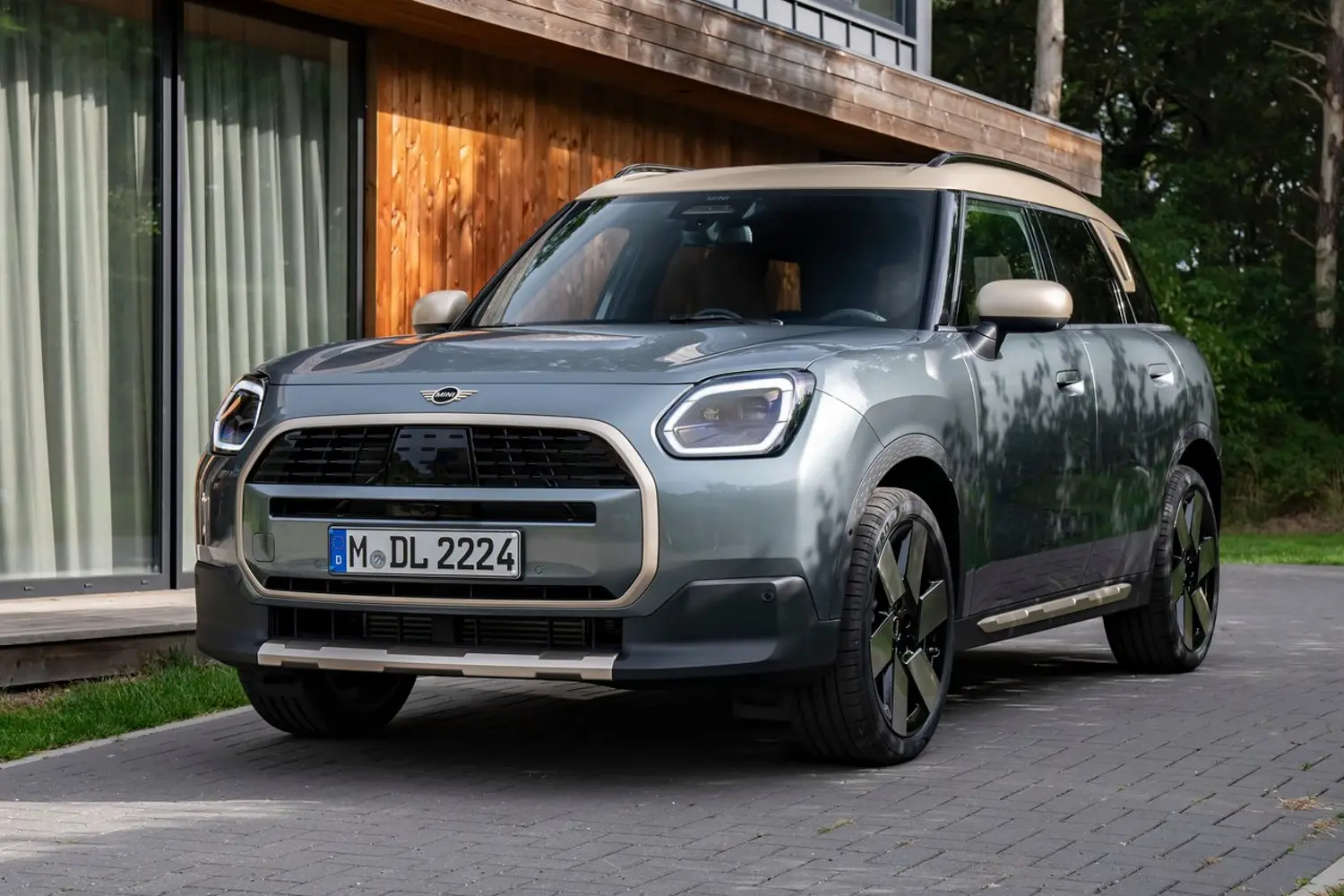 MINI COUNTRYMAN