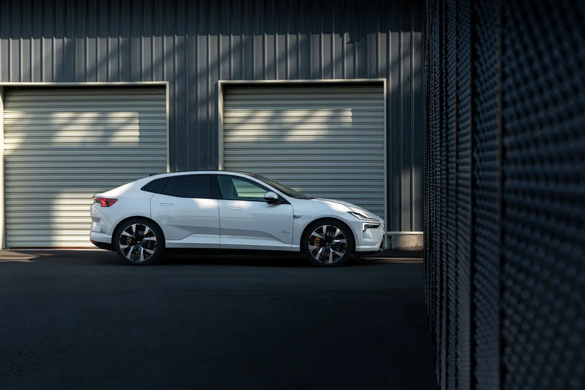 Polestar 4