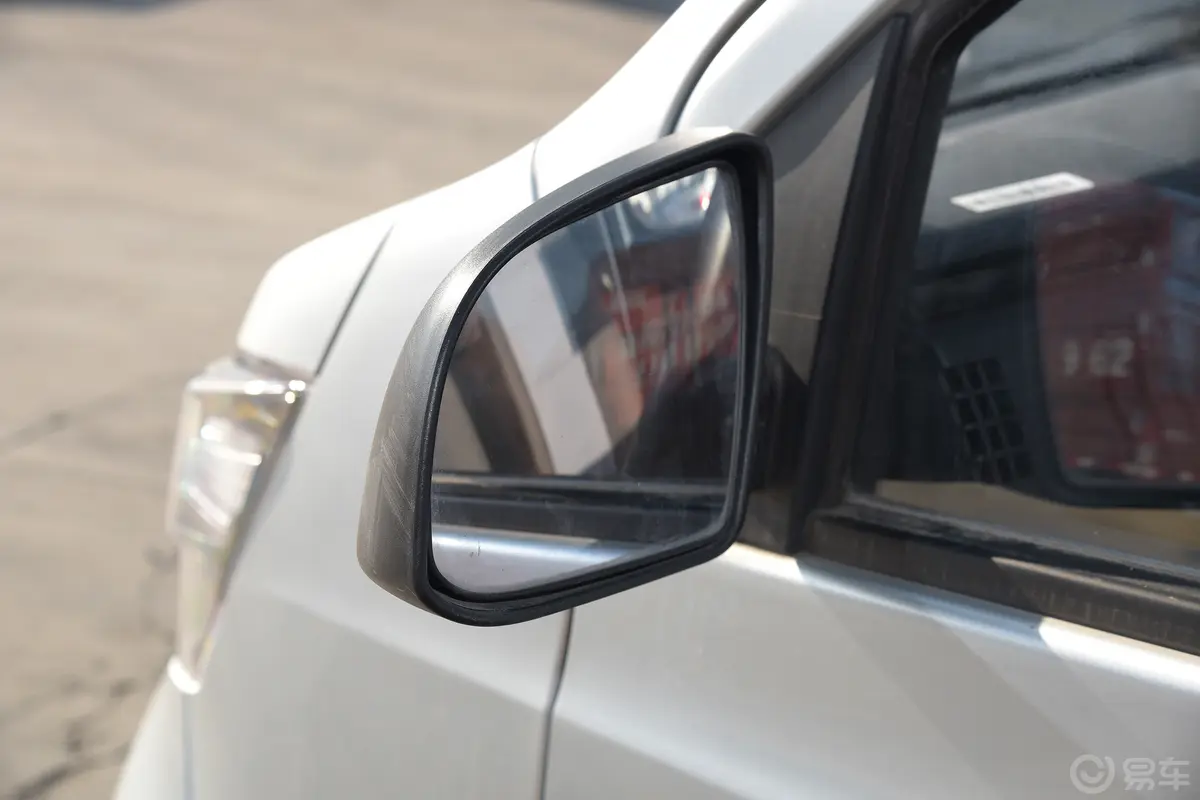 长安星卡1.5L 单排2.72米钢板厢货舒适型后视镜镜面