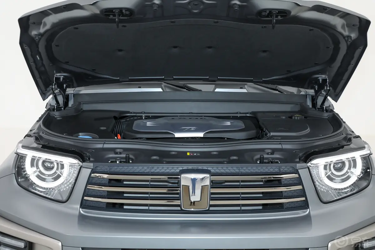 坦克700新能源3.0T Hi4-T 极境版前舱整体